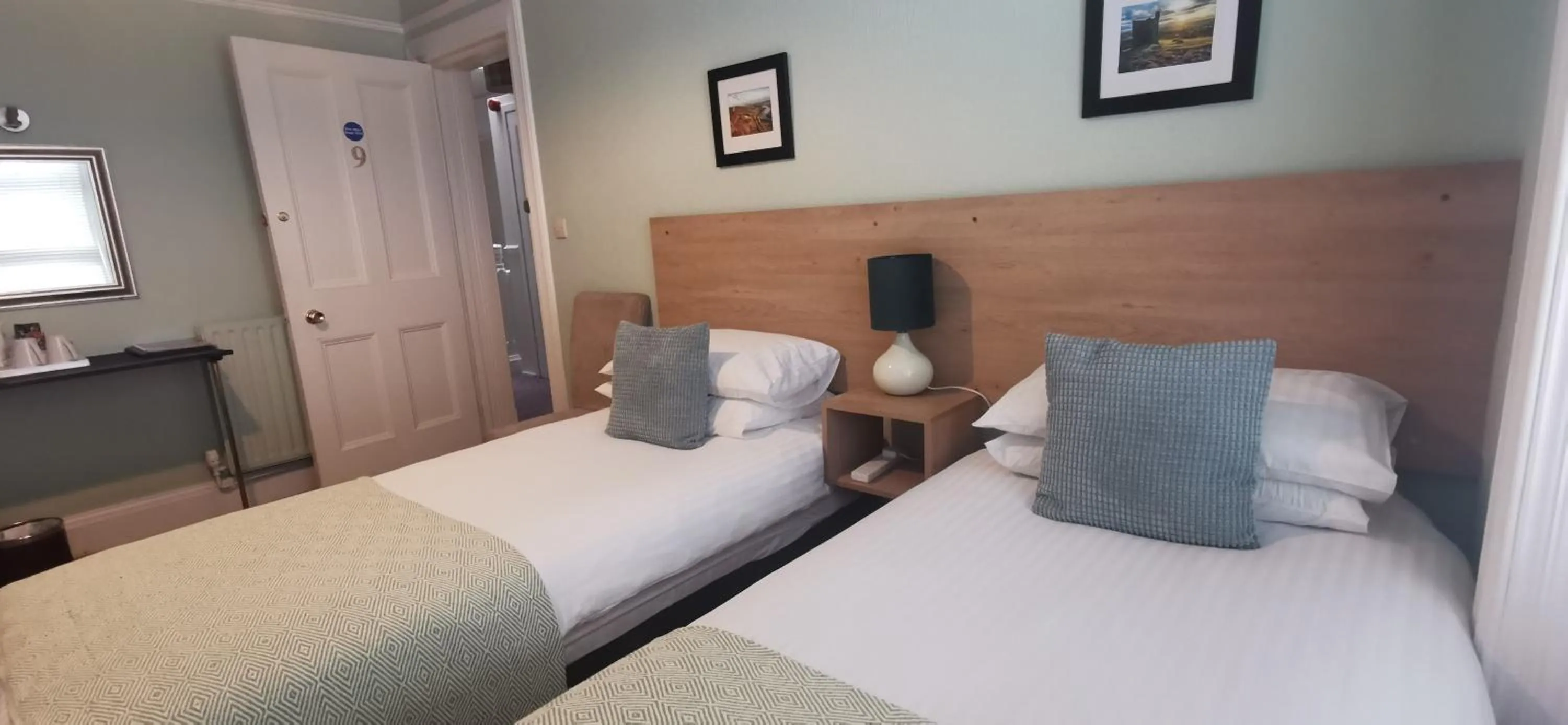 Twin Room in Hazeldene Guest House