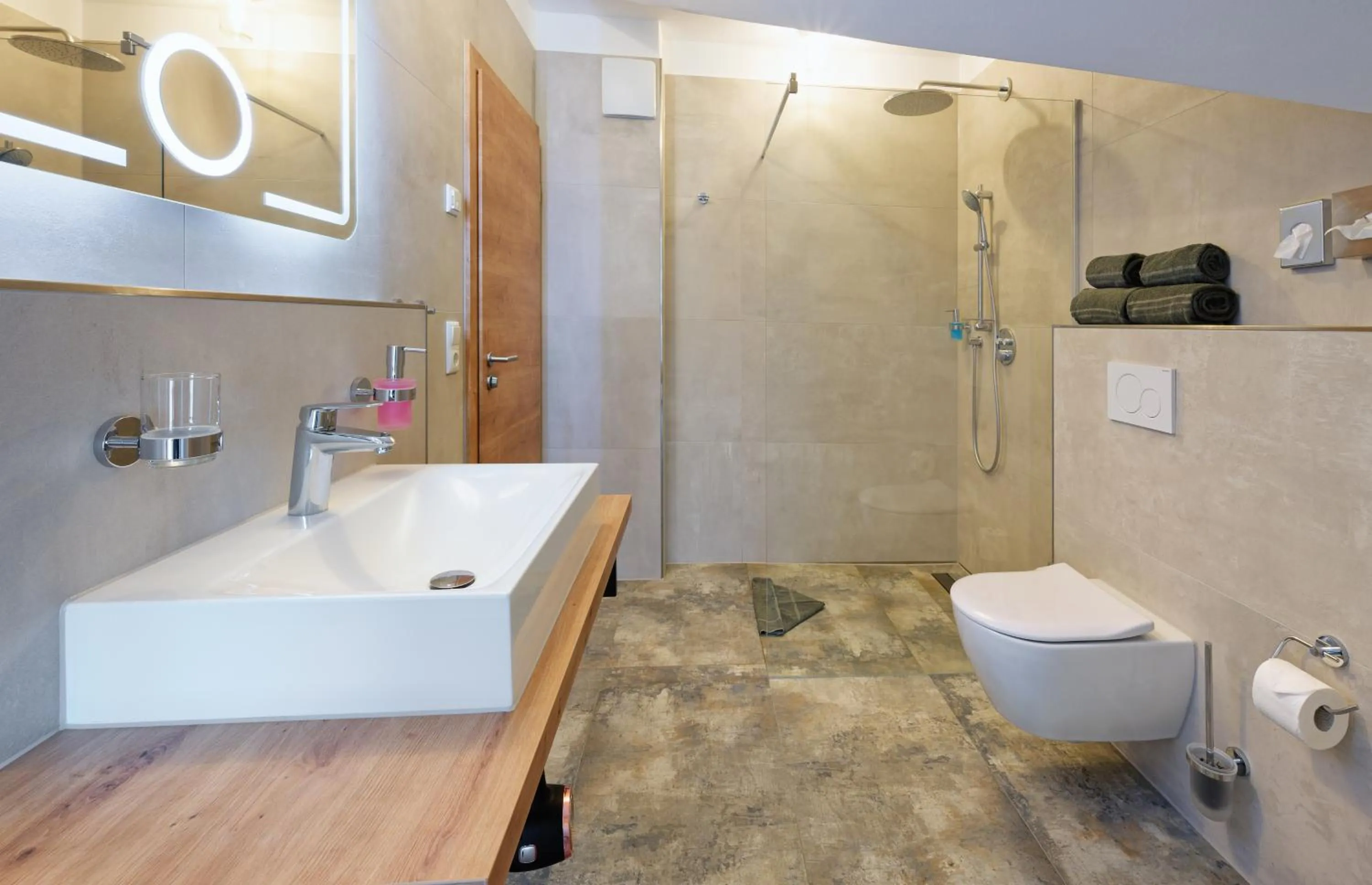 Bathroom in Hotel Schluister Park