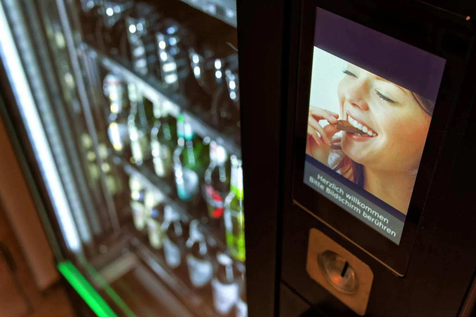 Restaurant/places to eat in Hotel Schluister Park