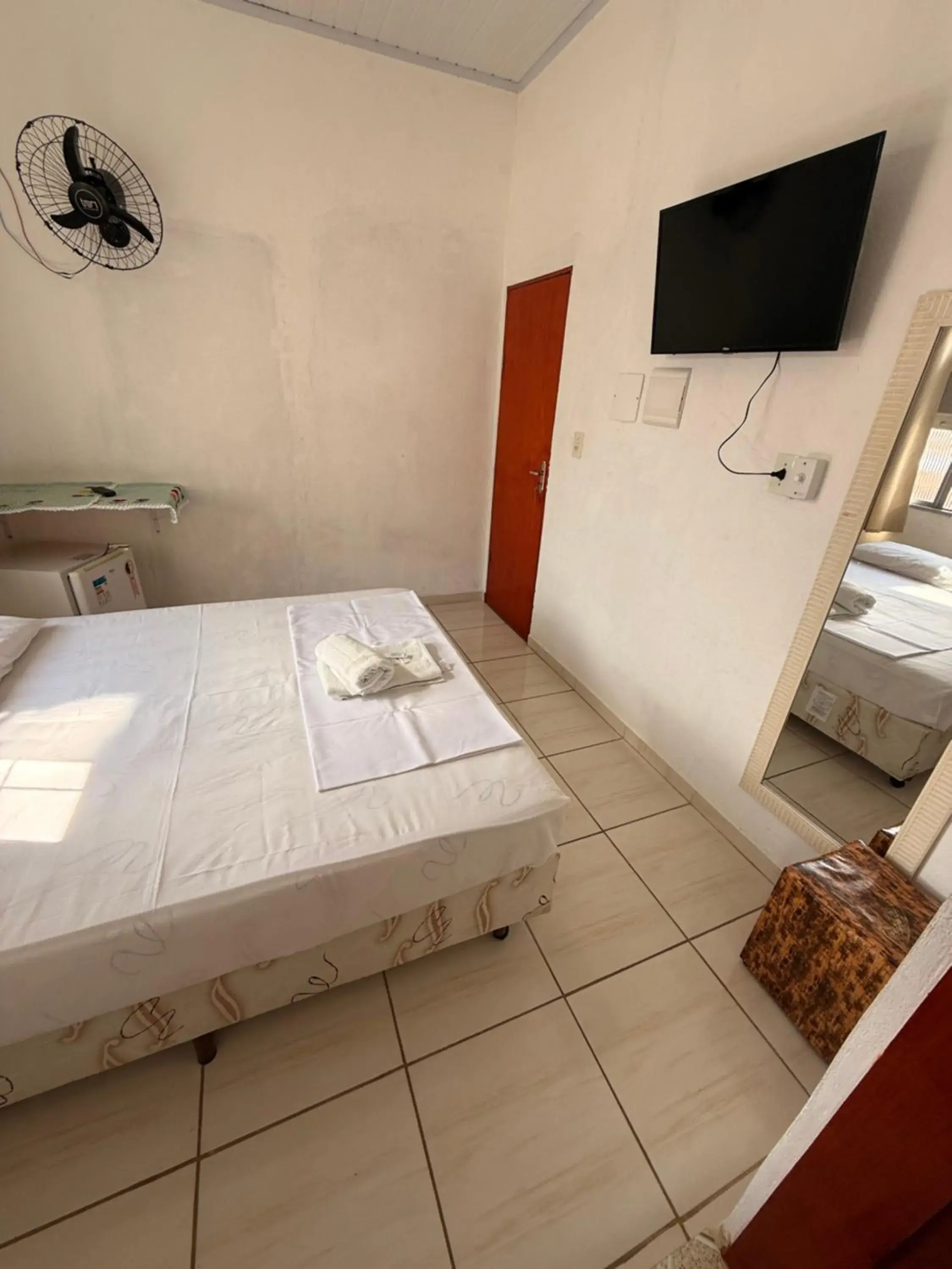 Double Room in Pousada GEF Aparecida Double Room in Pousada GEF Aparecida
