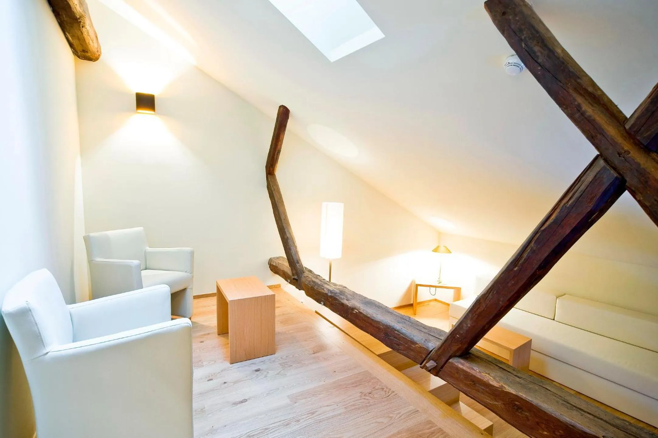 Living room, Bed in Hotel Goldener Stern