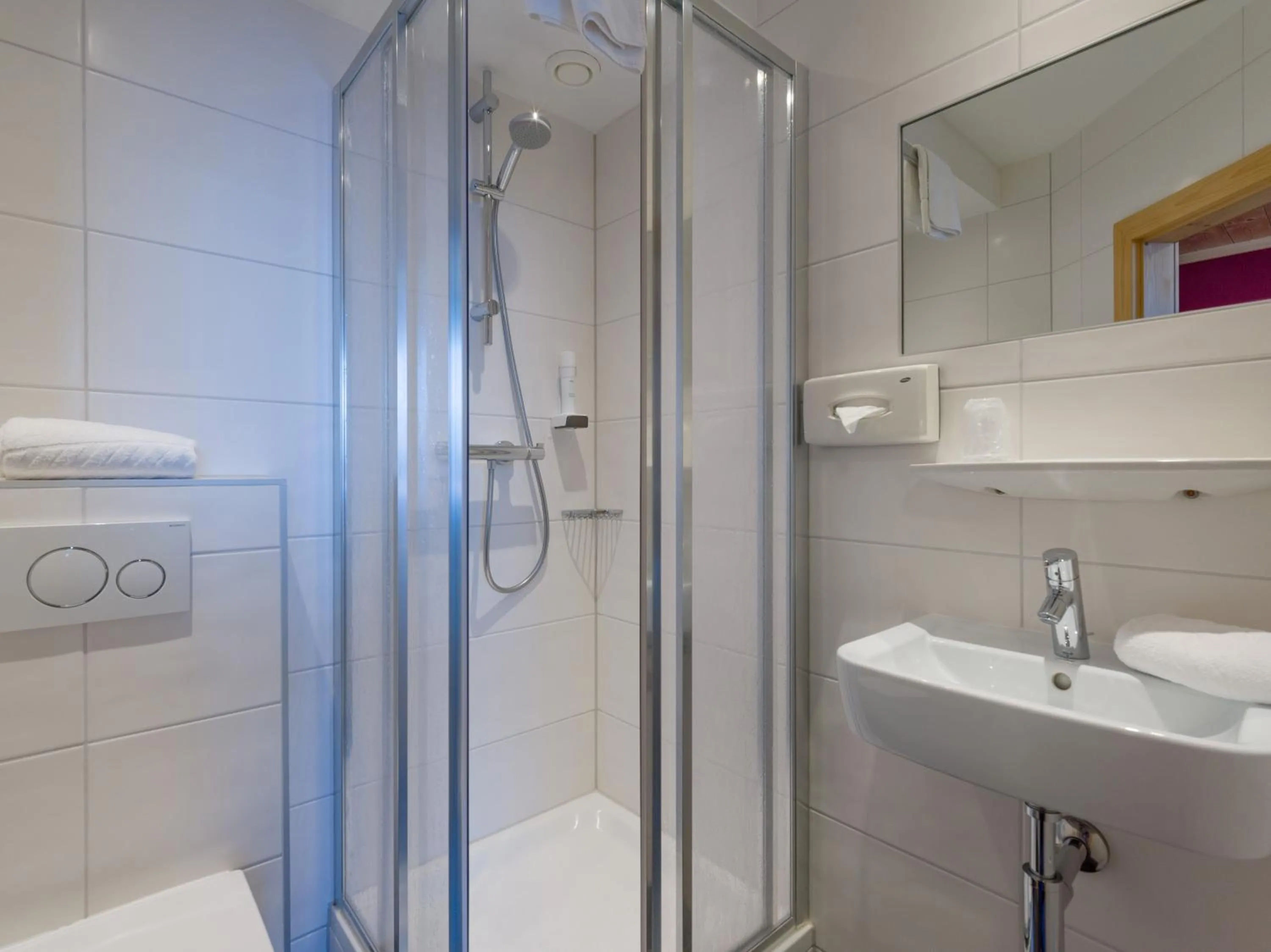 Bathroom in Haus Tirol