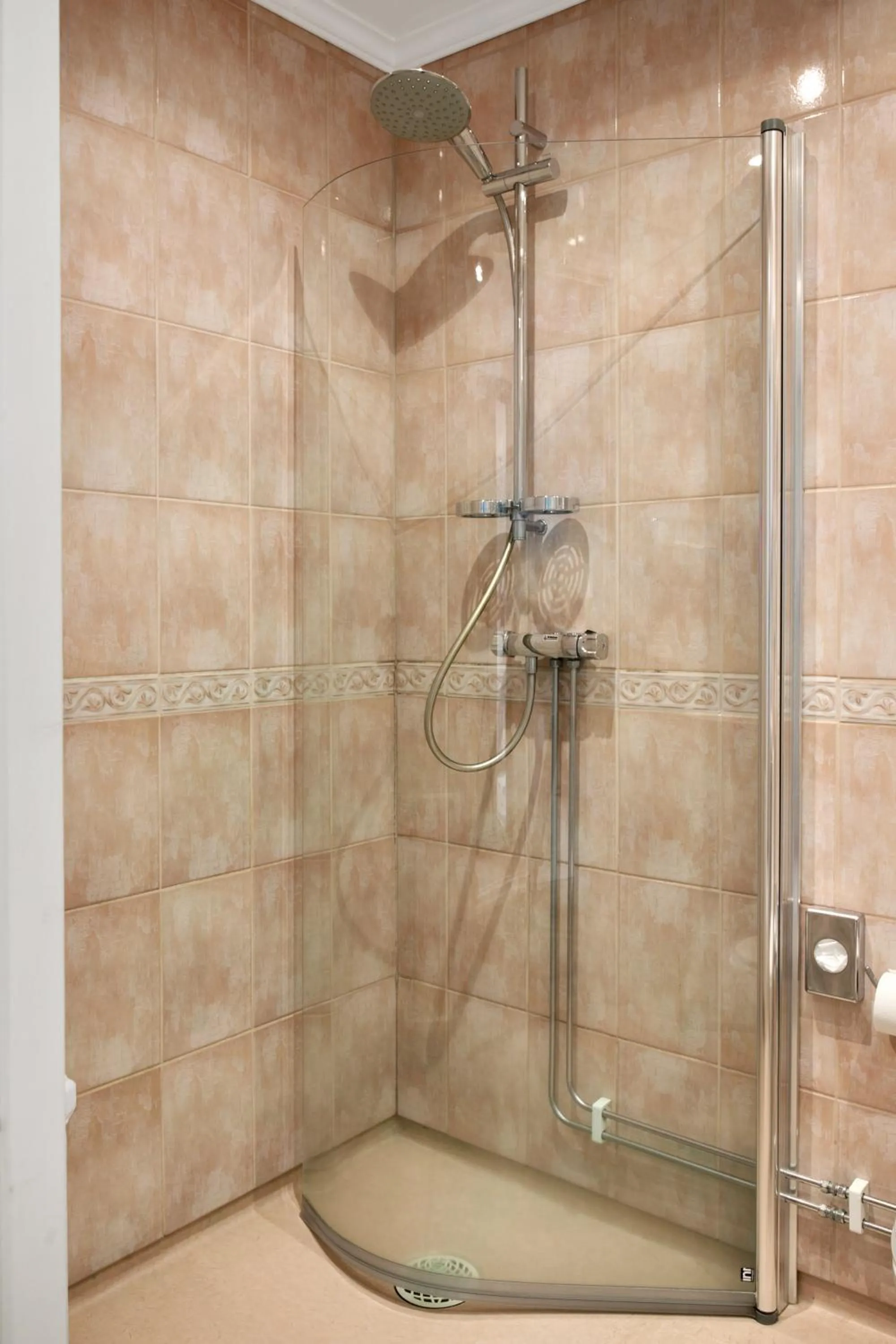 Shower in Toftaholm Herrgård