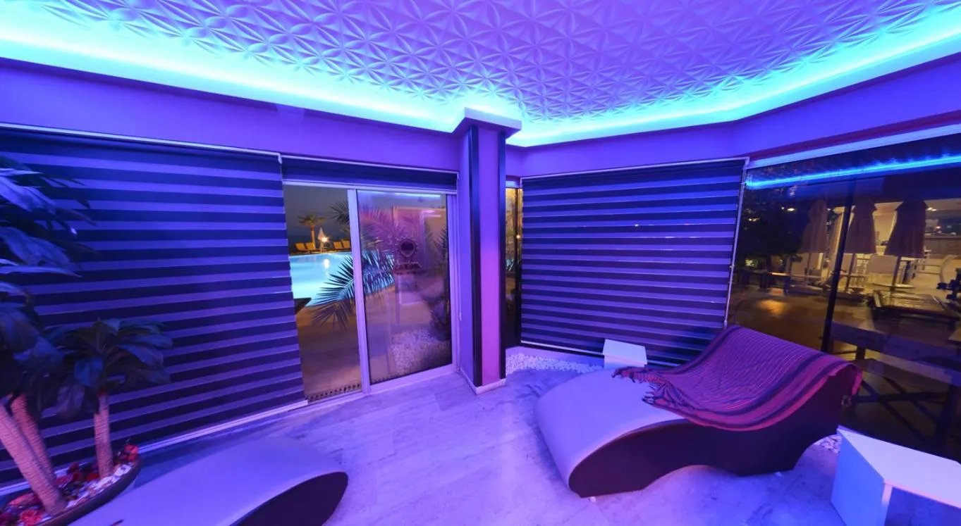 Public Bath in Anitas Hotel