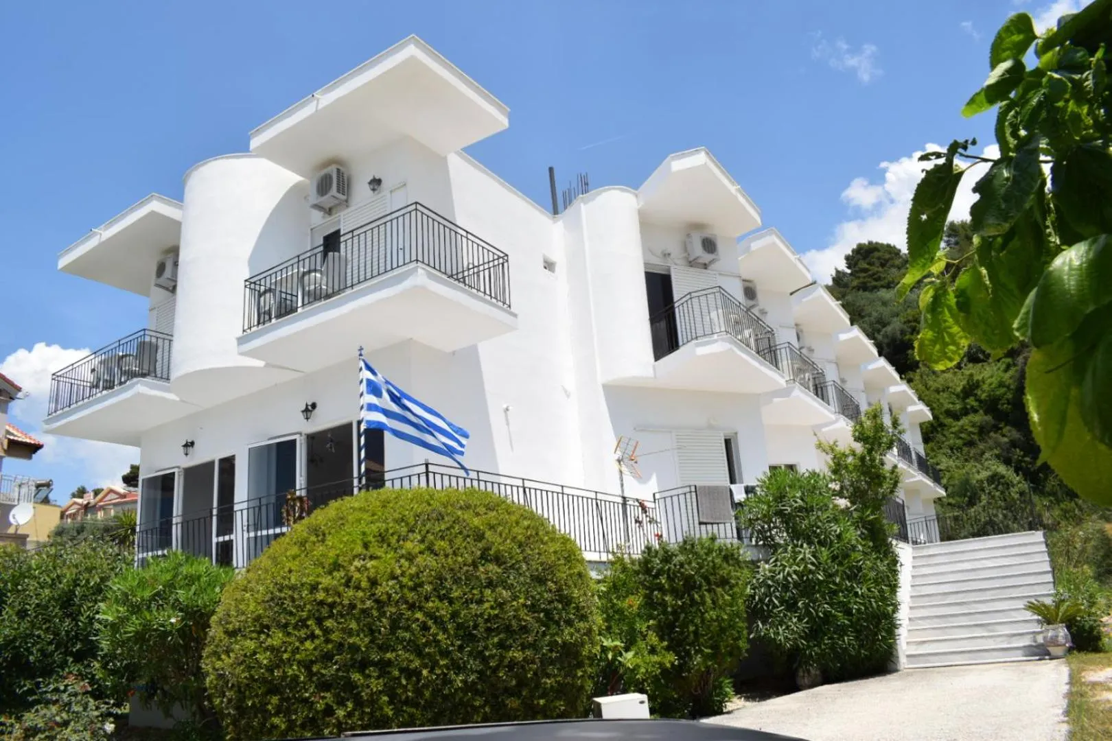 Property building in Mirto Beach Hotel & Restaurant