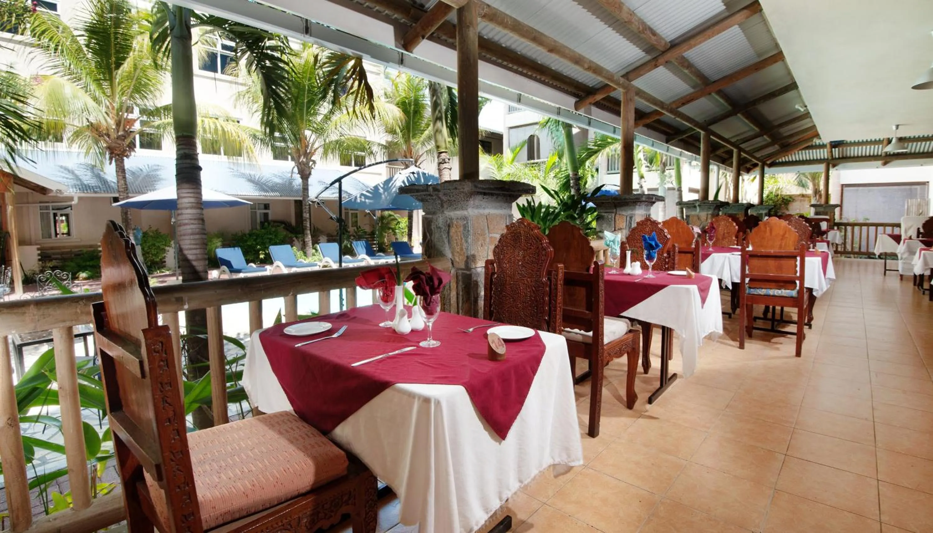 Restaurant/places to eat in Le Palmiste Resort & Spa
