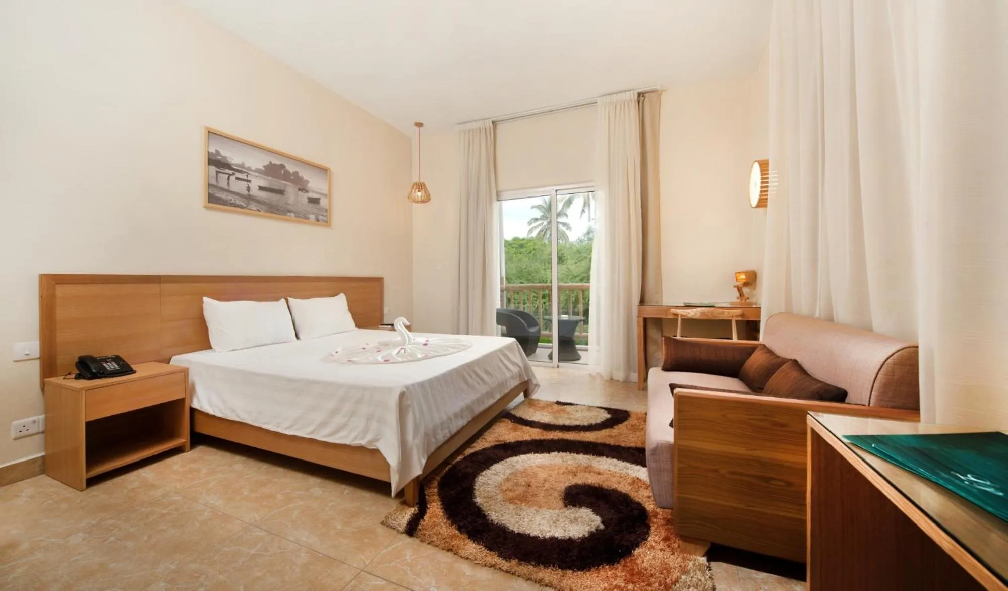 Photo of the whole room, Bed in Le Palmiste Resort & Spa