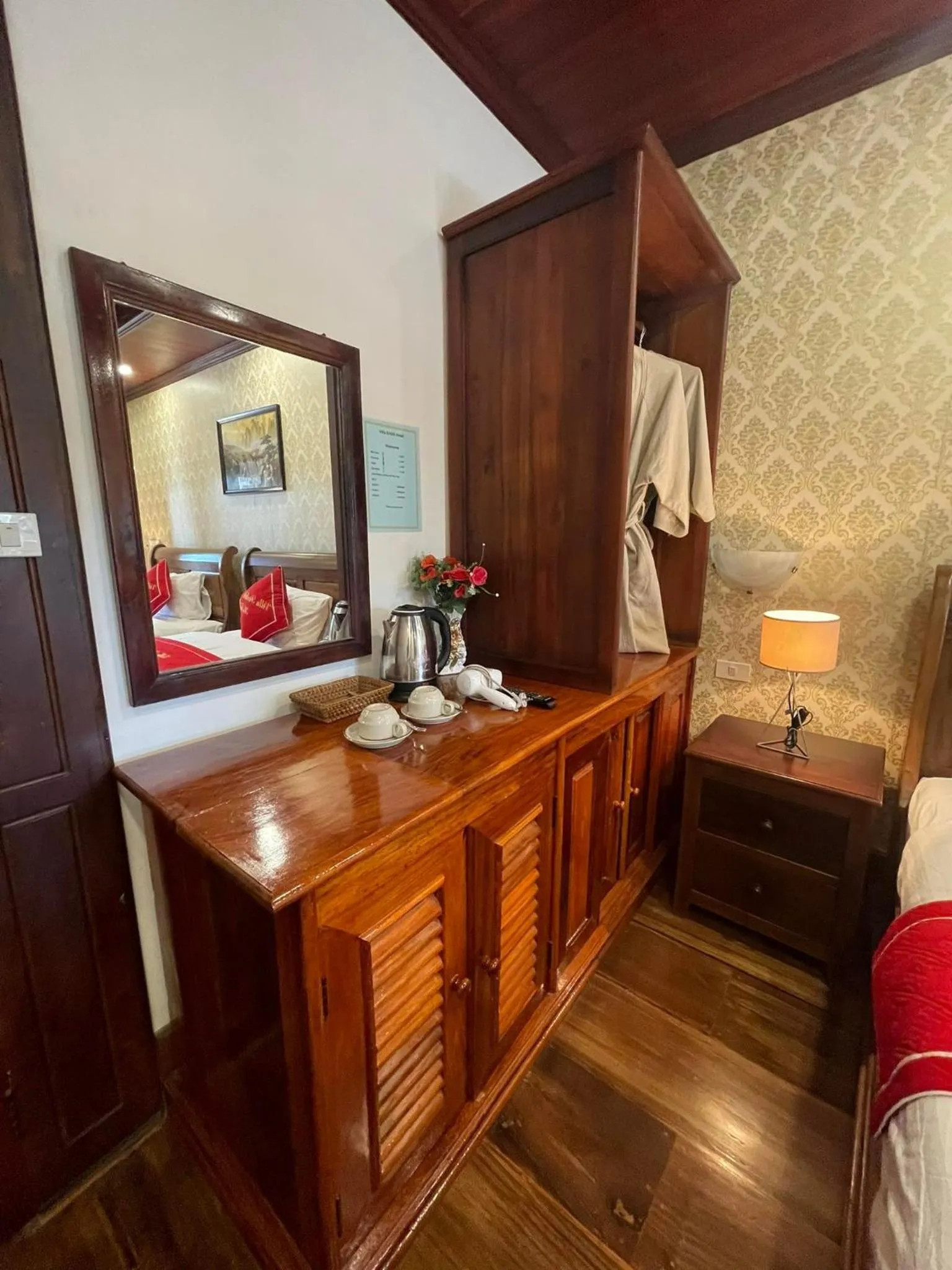 Coffee/tea facilities, Bed in Luang Prabang Villa Sirikili River View