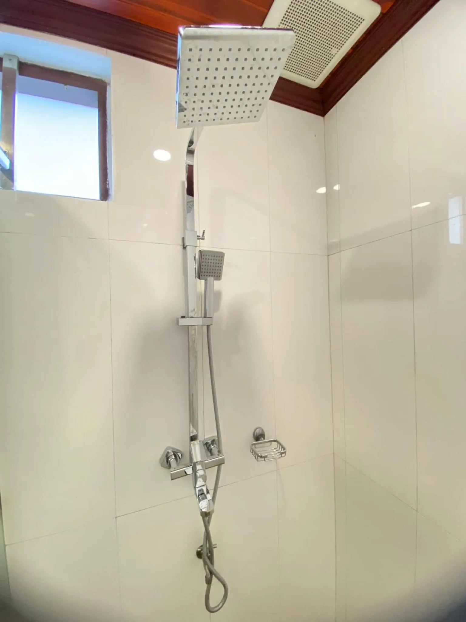 Bathroom in Luang Prabang Villa Sirikili River View