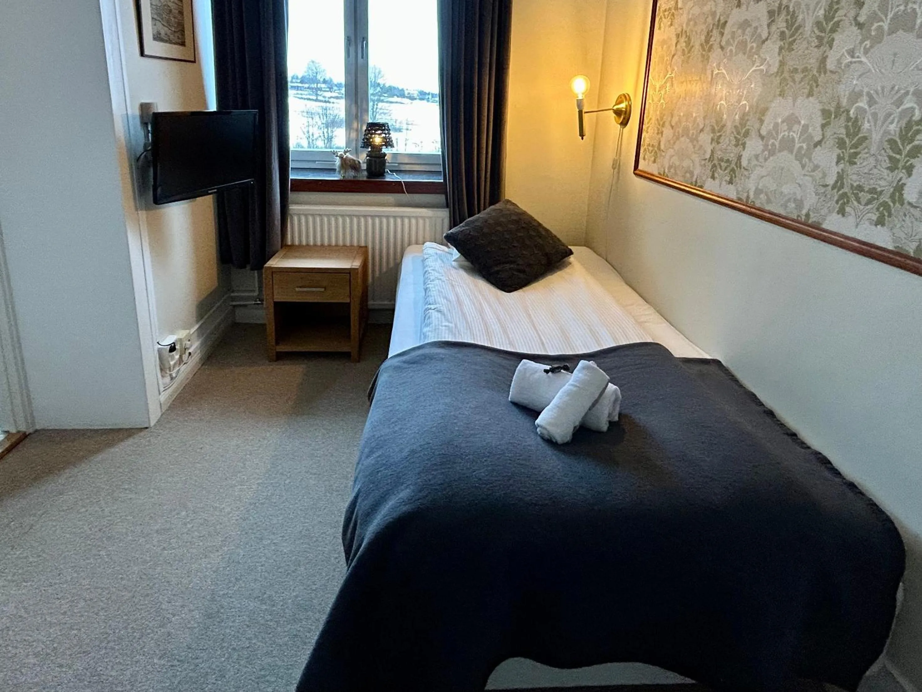 Bed in Kungshaga Hotell