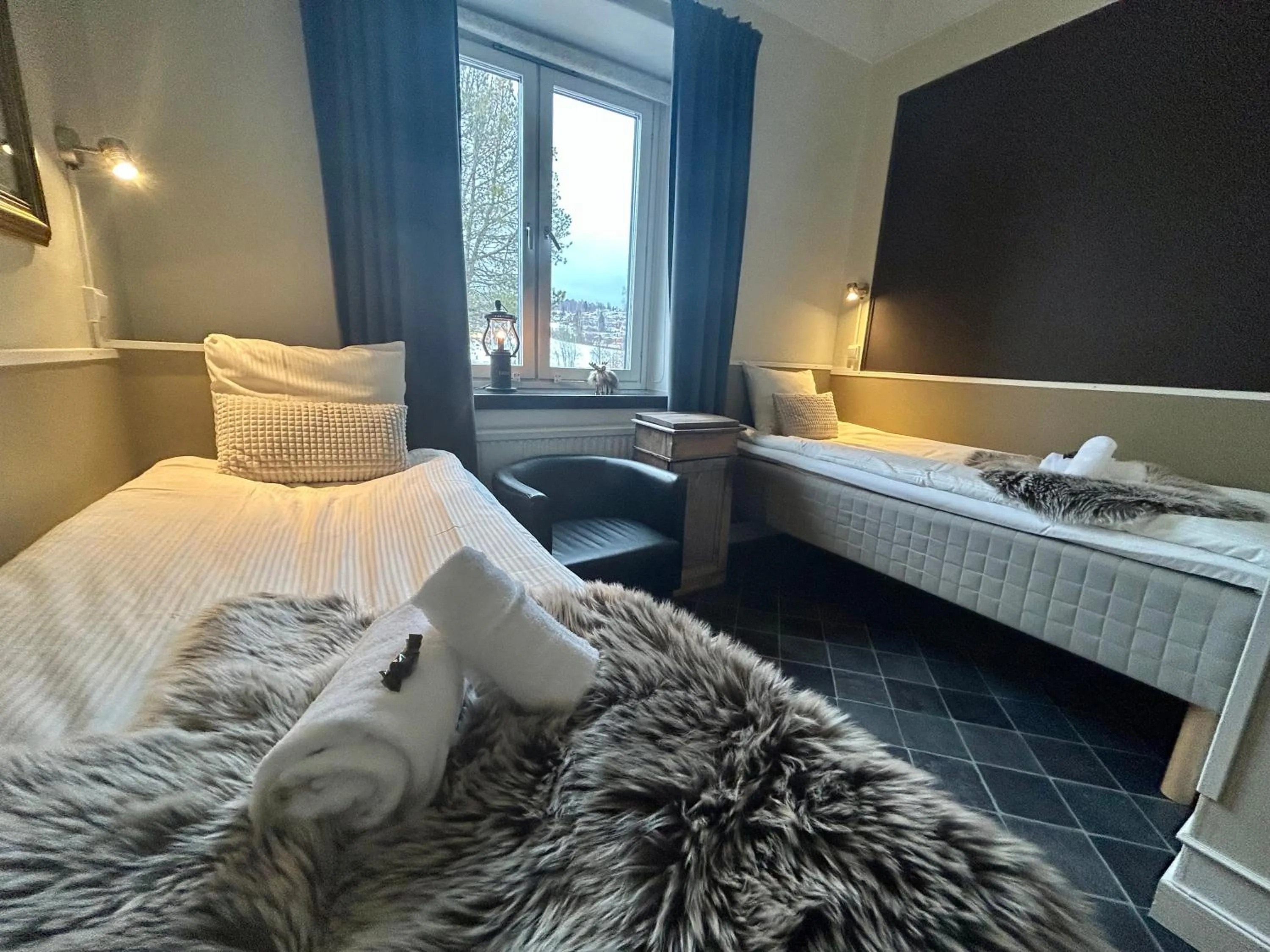 Bed in Kungshaga Hotell