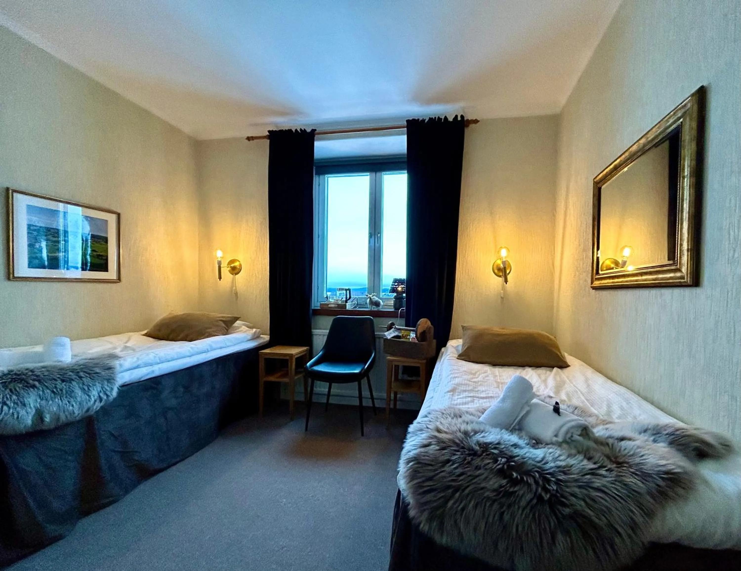 Bed in Kungshaga Hotell