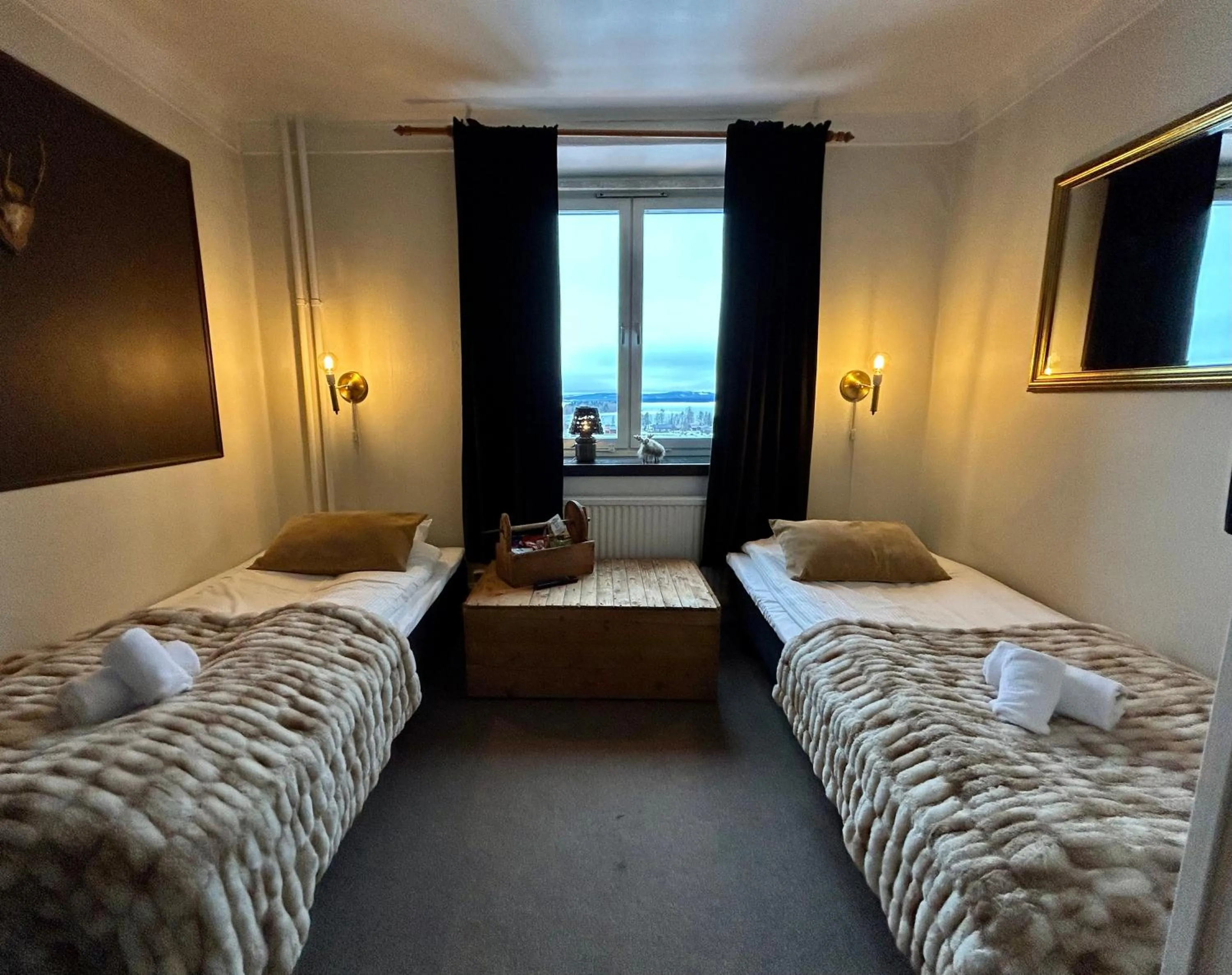 Bed in Kungshaga Hotell