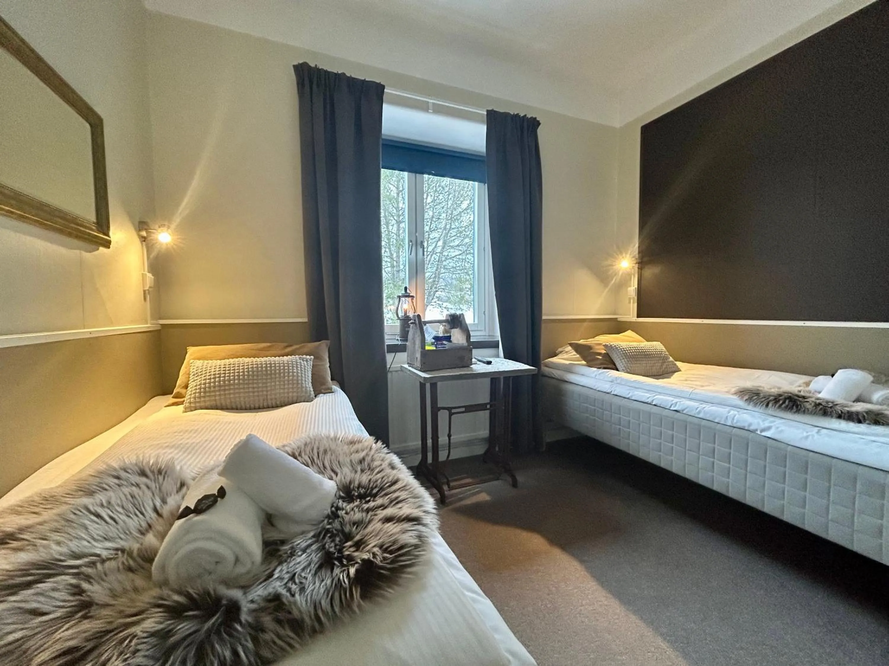 Bed in Kungshaga Hotell