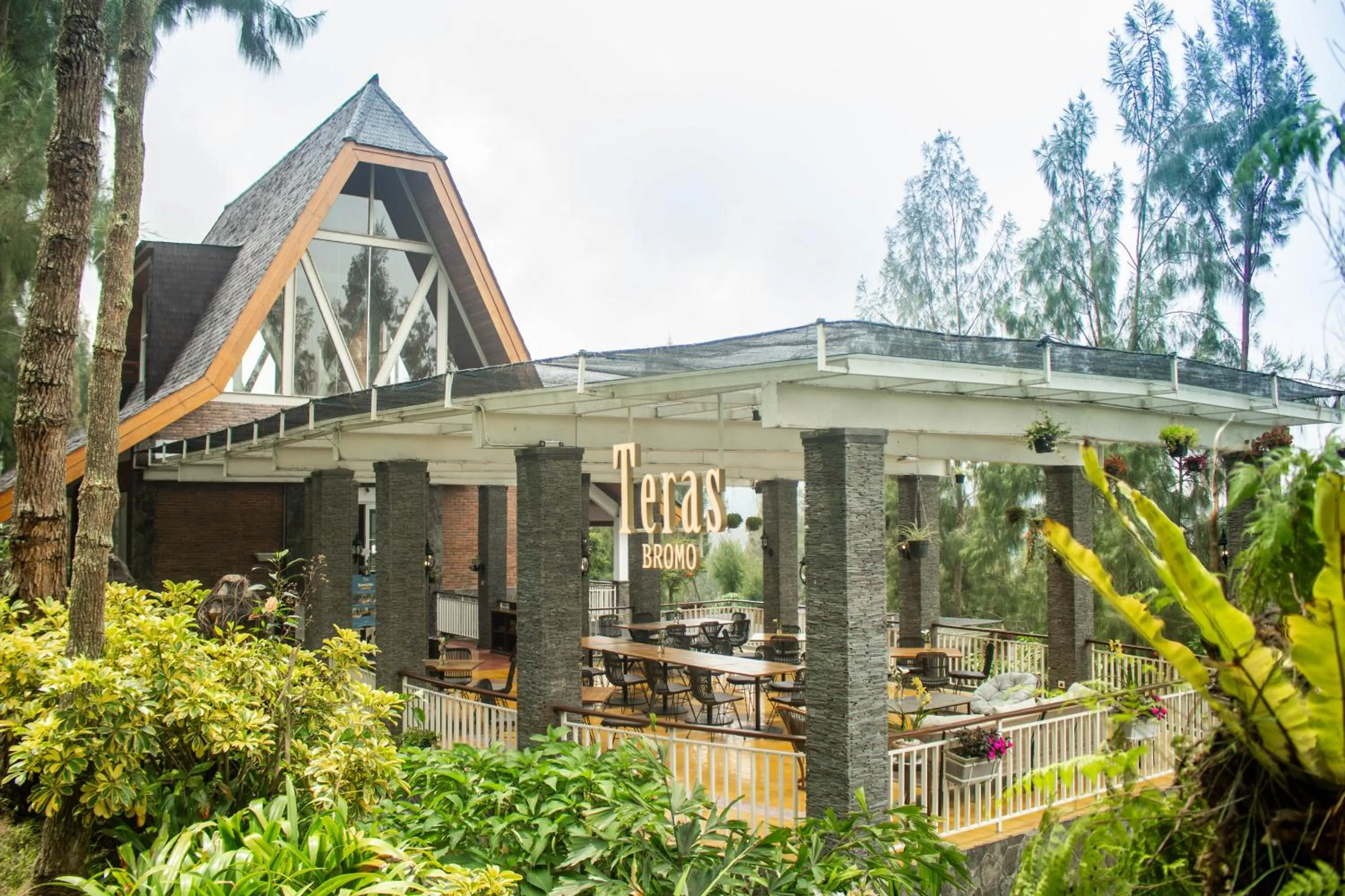 Restaurant/places to eat in Plataran Bromo