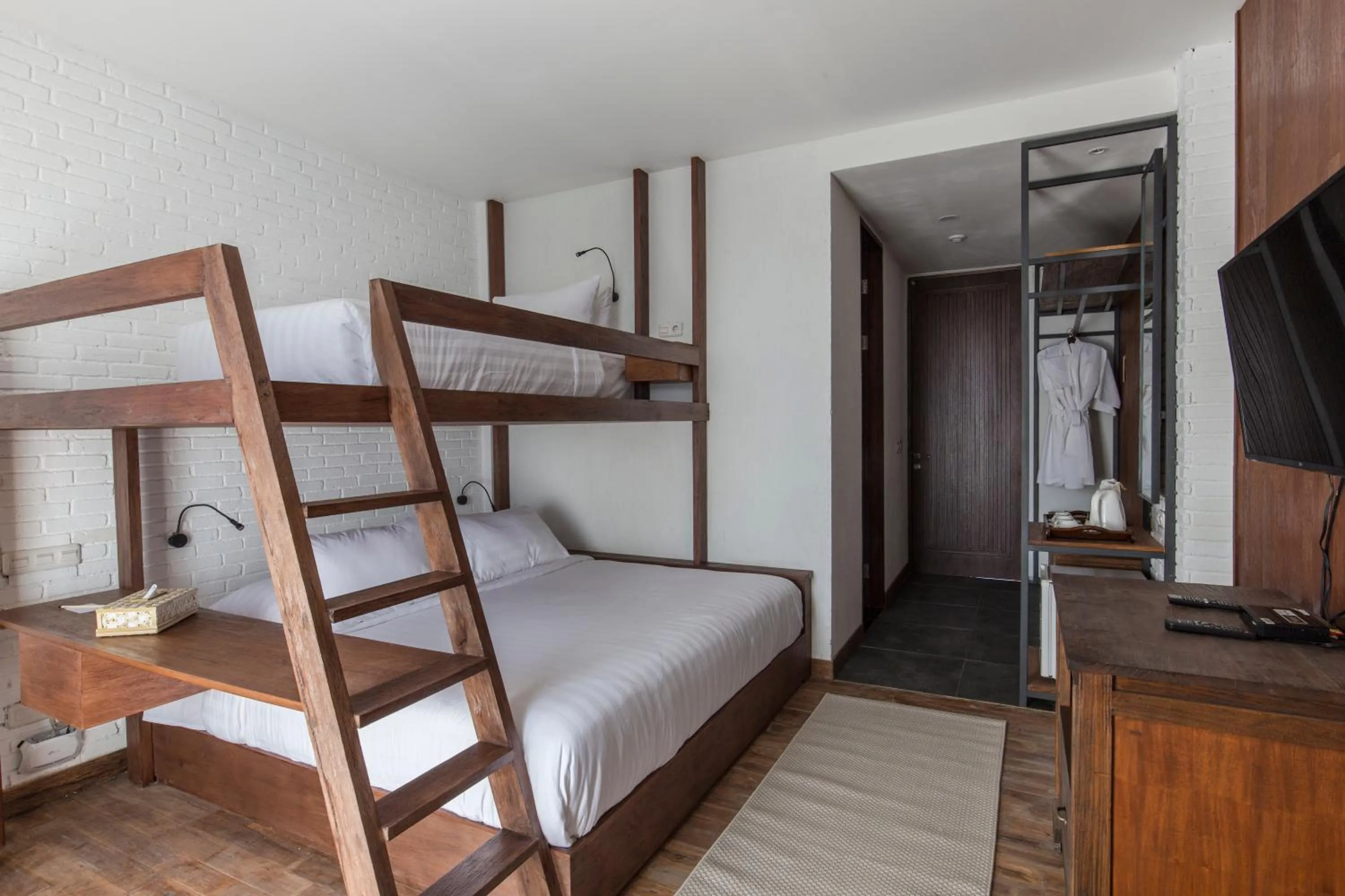 bunk bed, Bed in Plataran Bromo