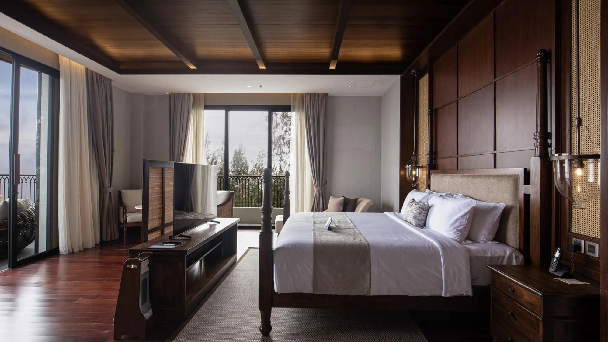 Photo of the whole room, Bed in Plataran Bromo