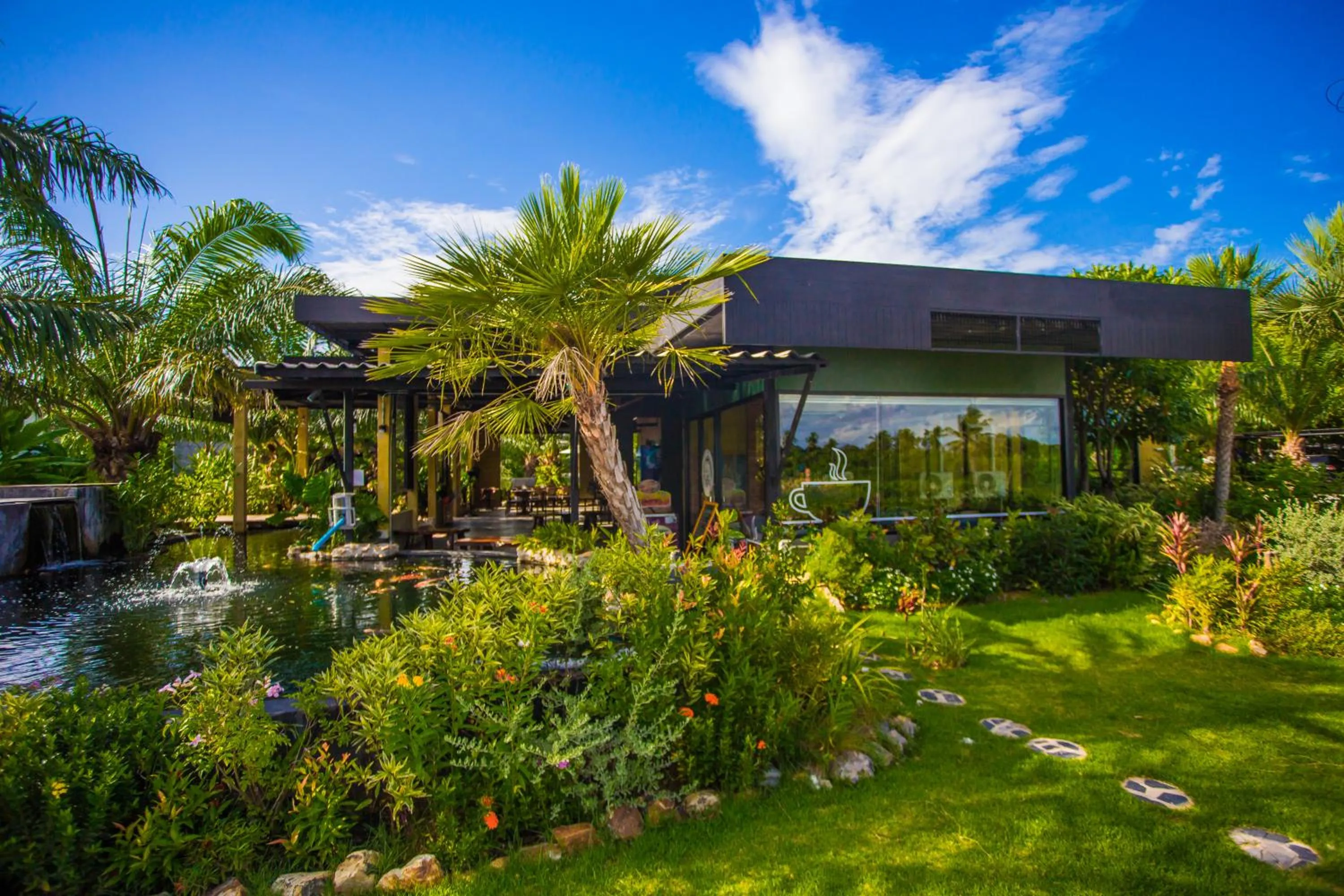 Area and facilities in Palm Pran Resort