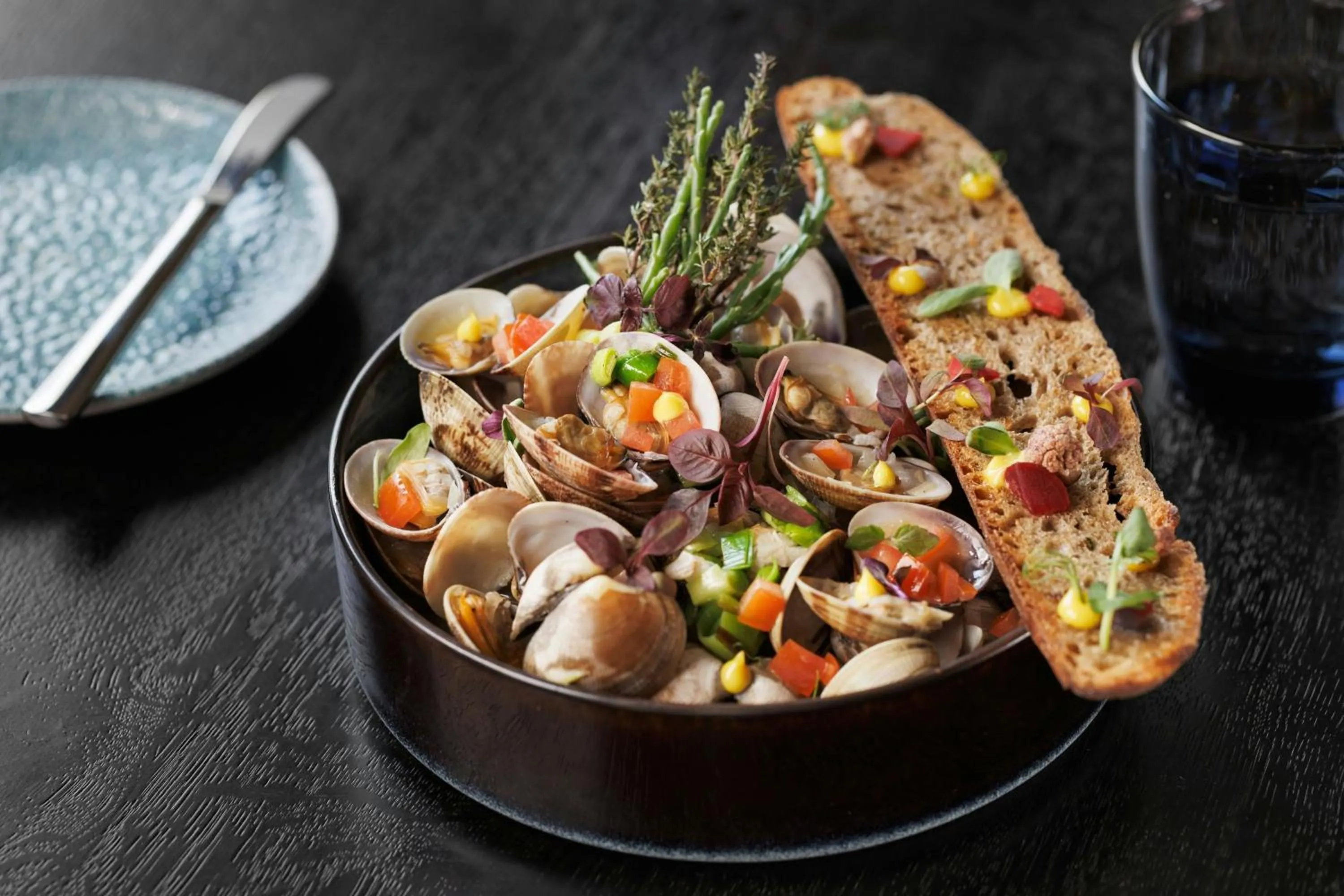 Restaurant/places to eat in Renaissance Zurich Tower Hotel