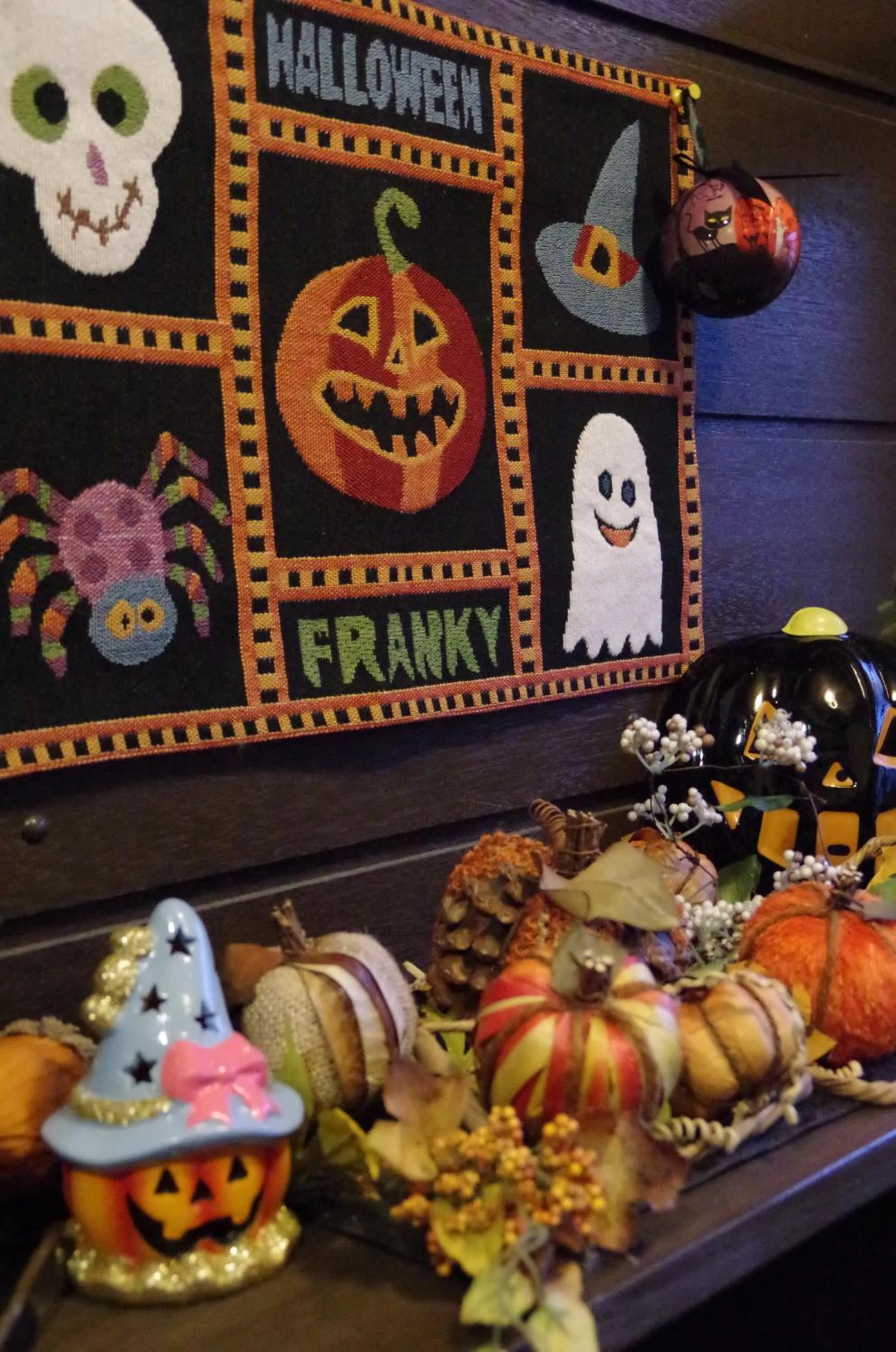 Decorative detail in Ryoso Chatani