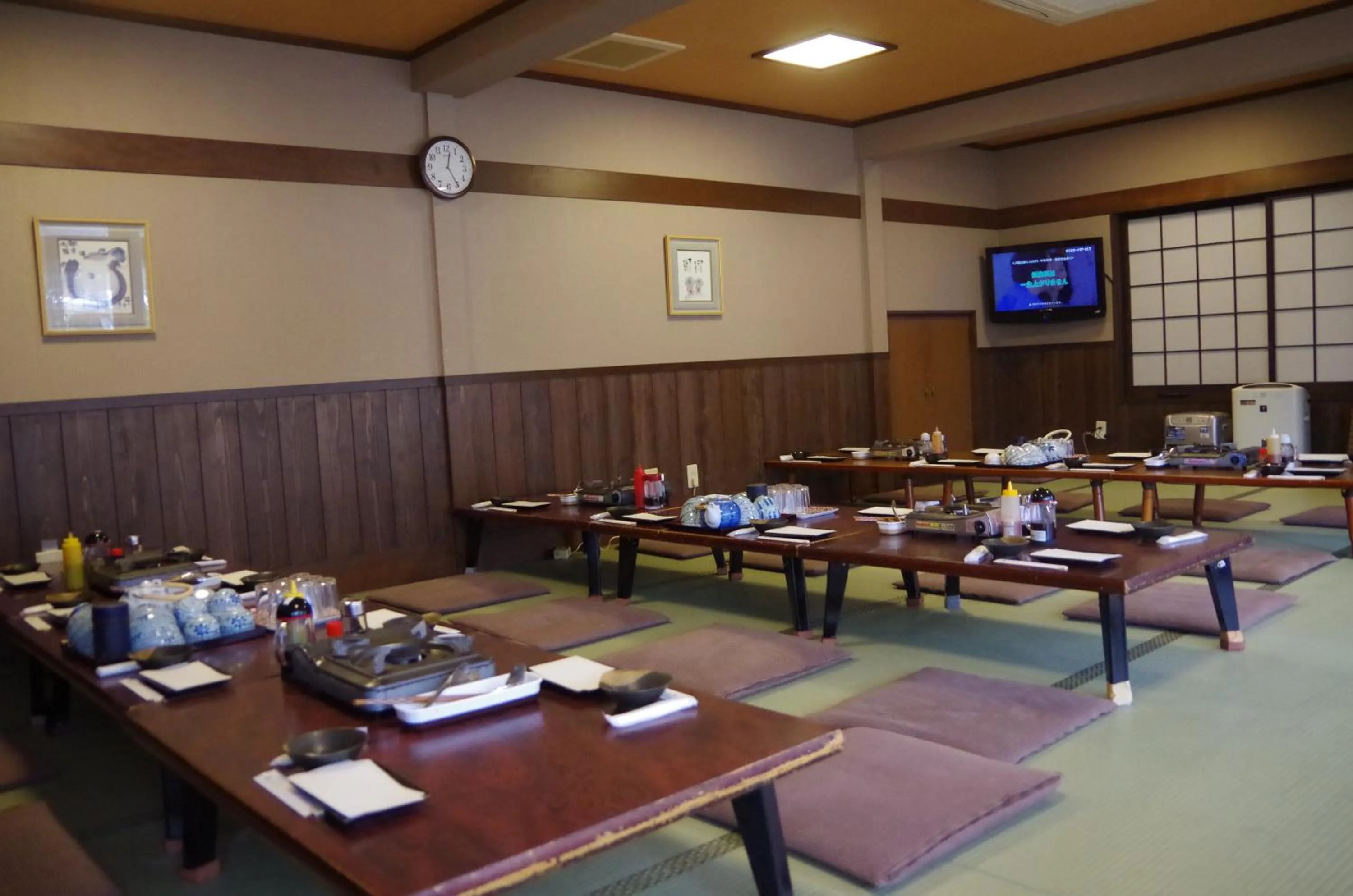 Restaurant/places to eat in Ryoso Chatani