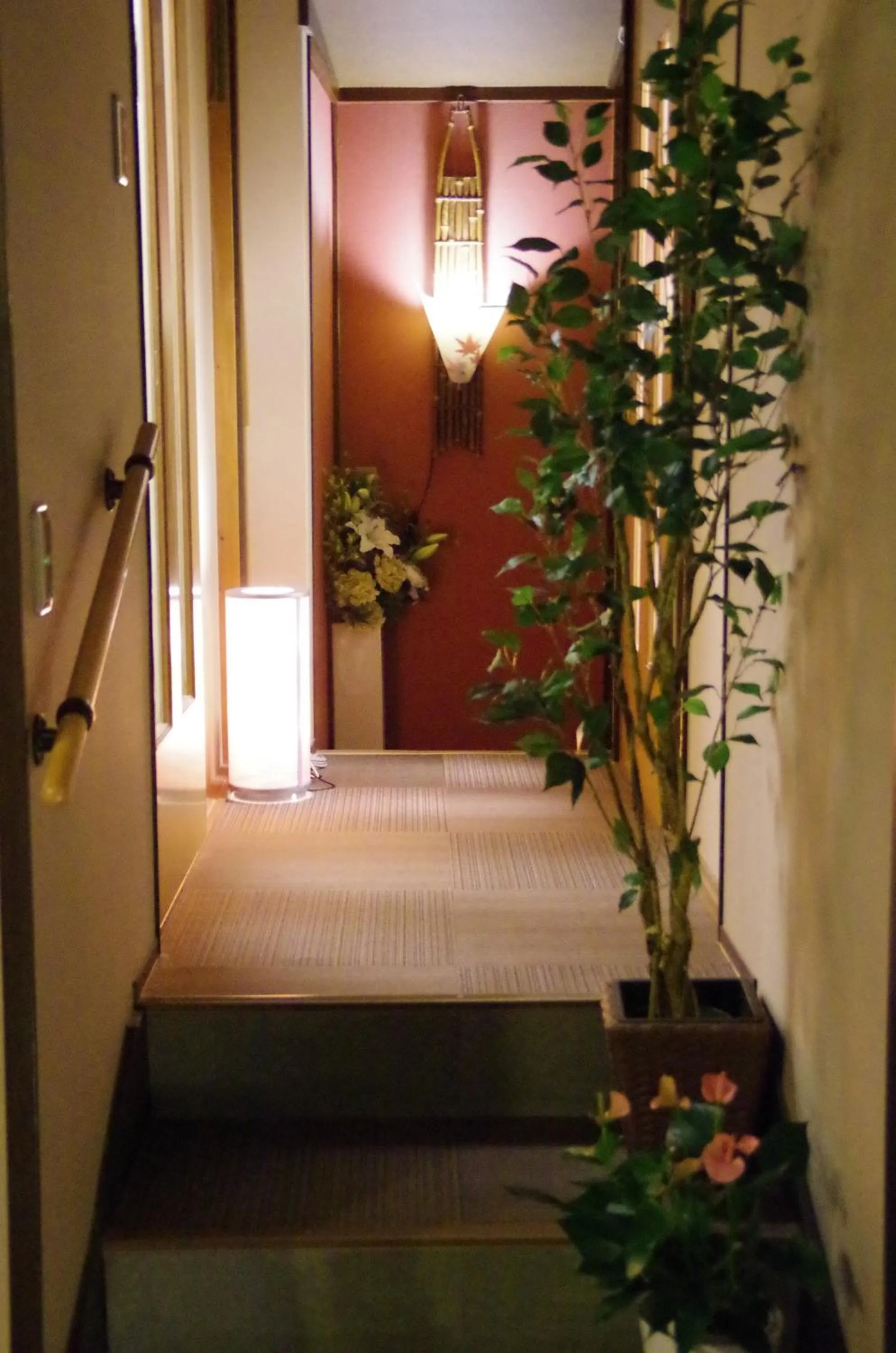 Decorative detail, Bed in Ryoso Chatani