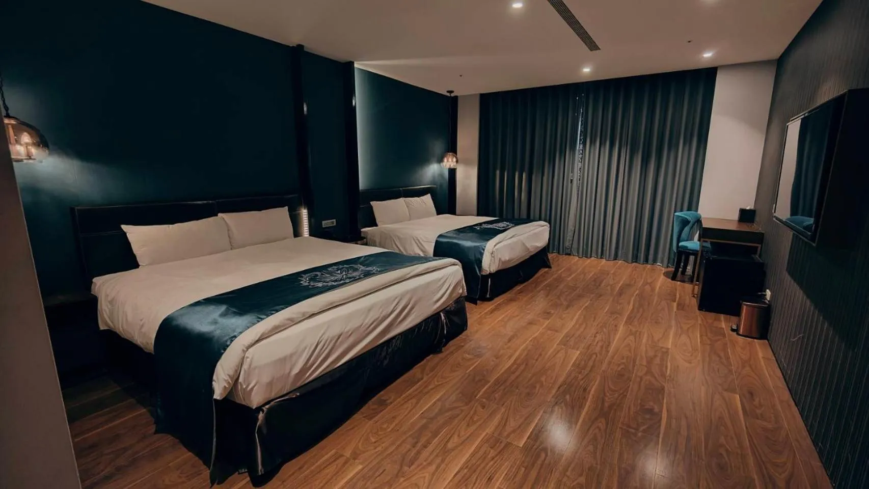 Bed in Saint Art Hotel