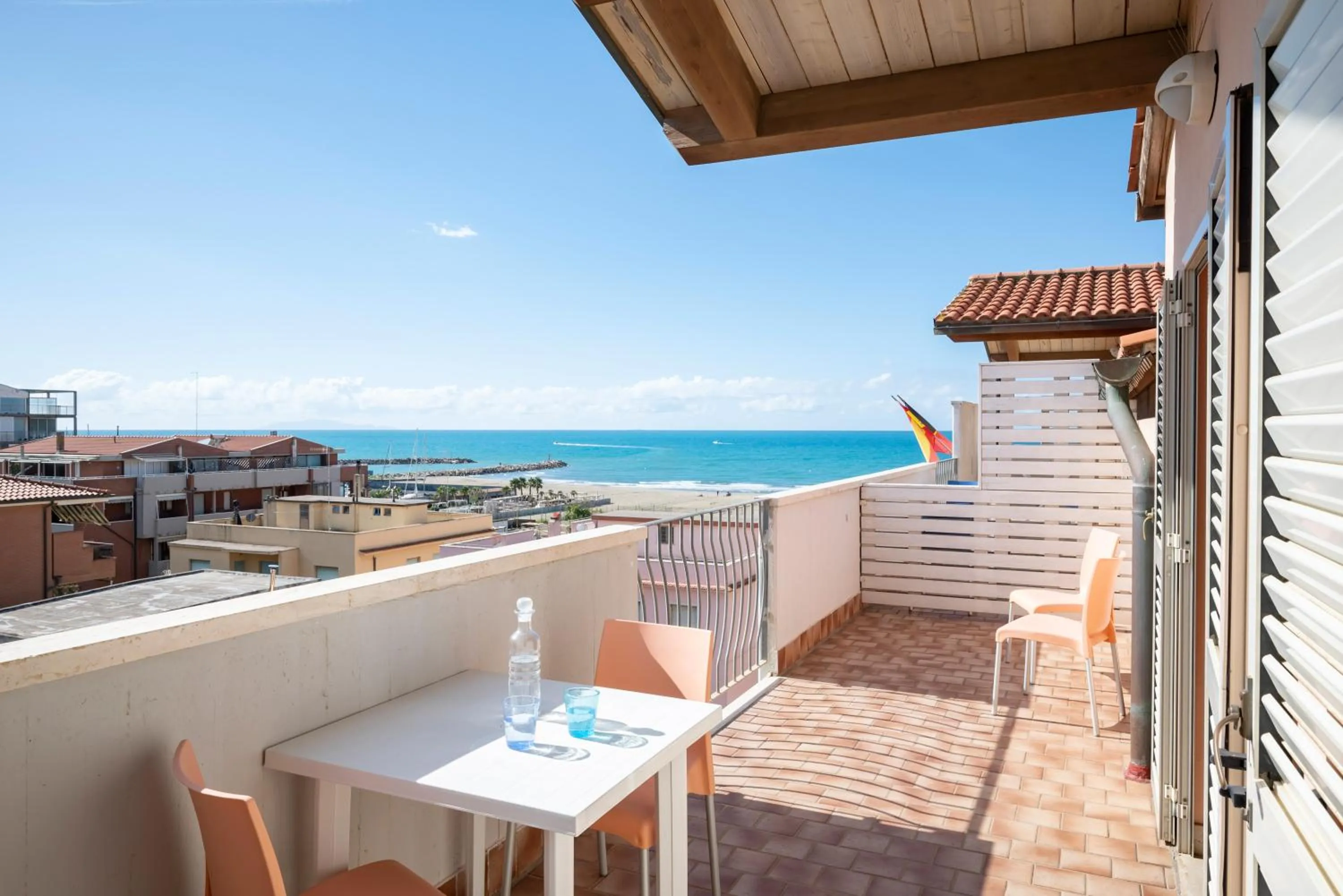 Balcony/Terrace in Lola Piccolo Hotel e Appartamenti
