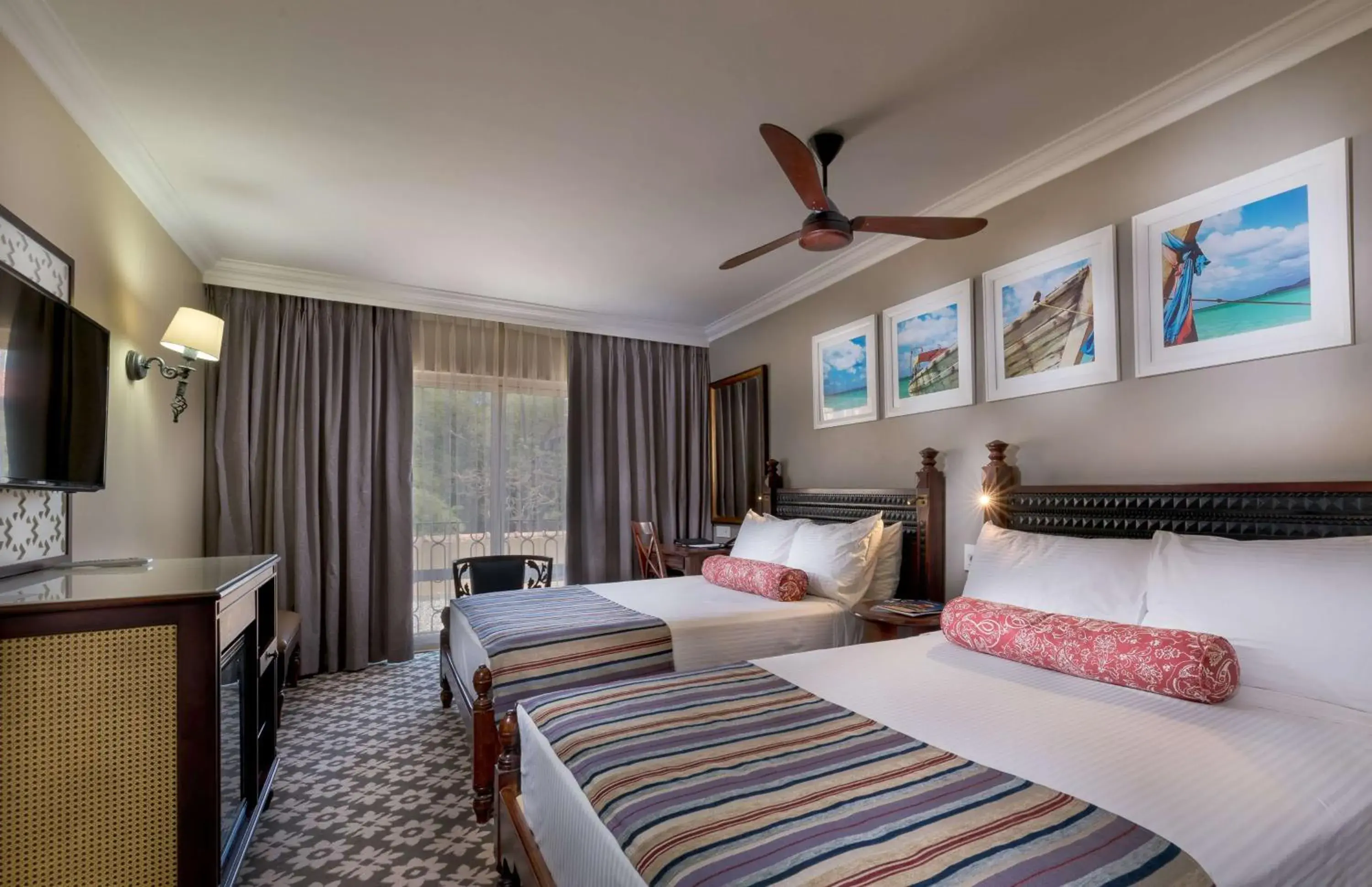 Standard Room 2 Double Beds Non Smoking - single occupancy in Southern Sun Maputo Standard Room 2 Double Beds Non Smoking - single occupancy in Southern Sun Maputo