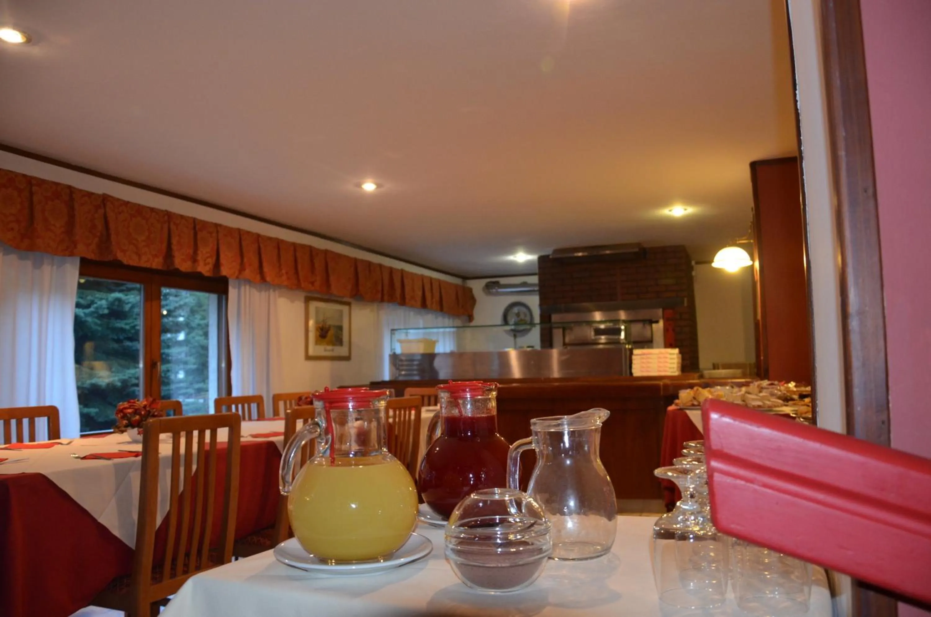 Restaurant/places to eat in Hotel Rosa Serenella