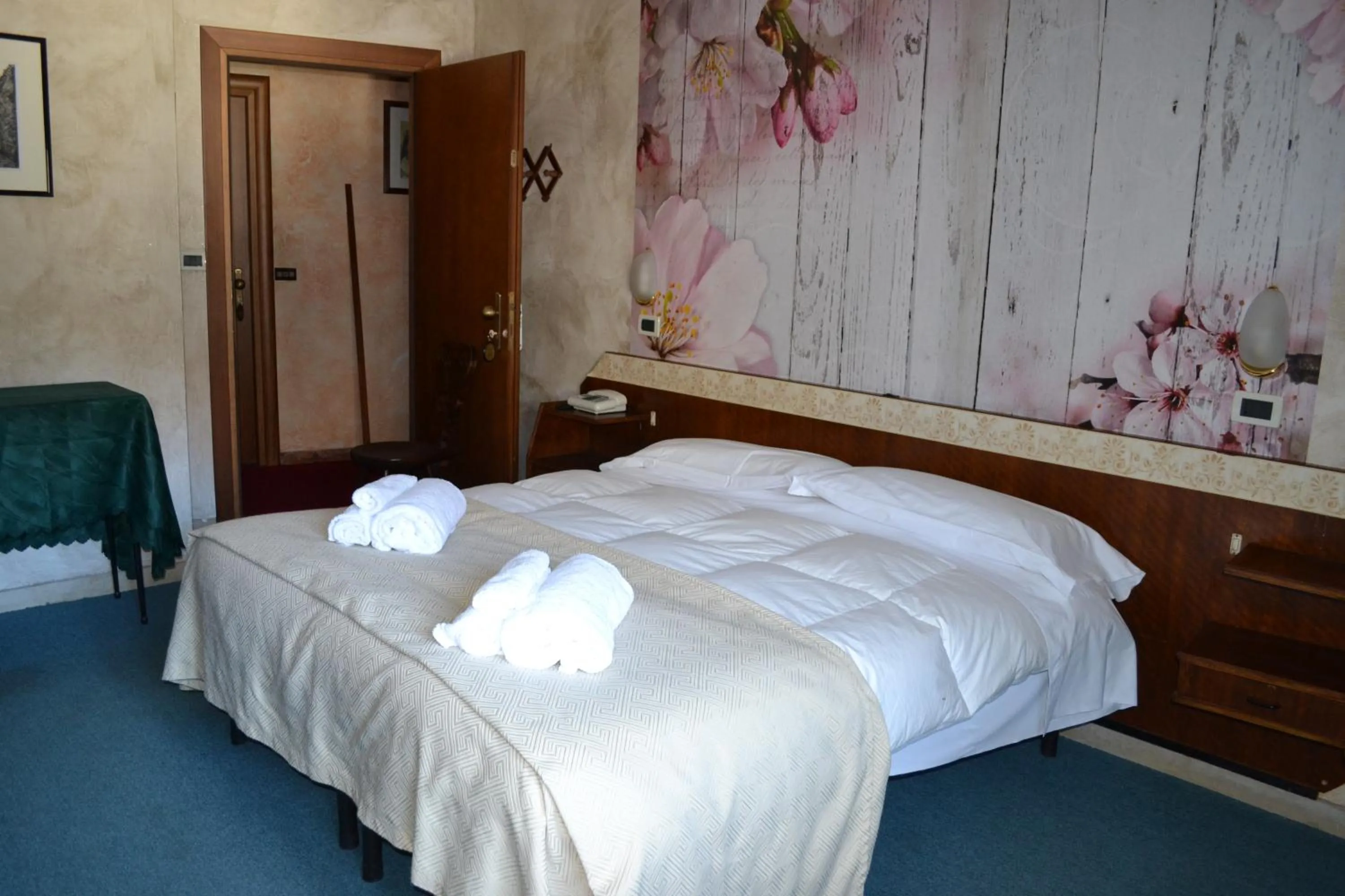 Bed in Hotel Rosa Serenella