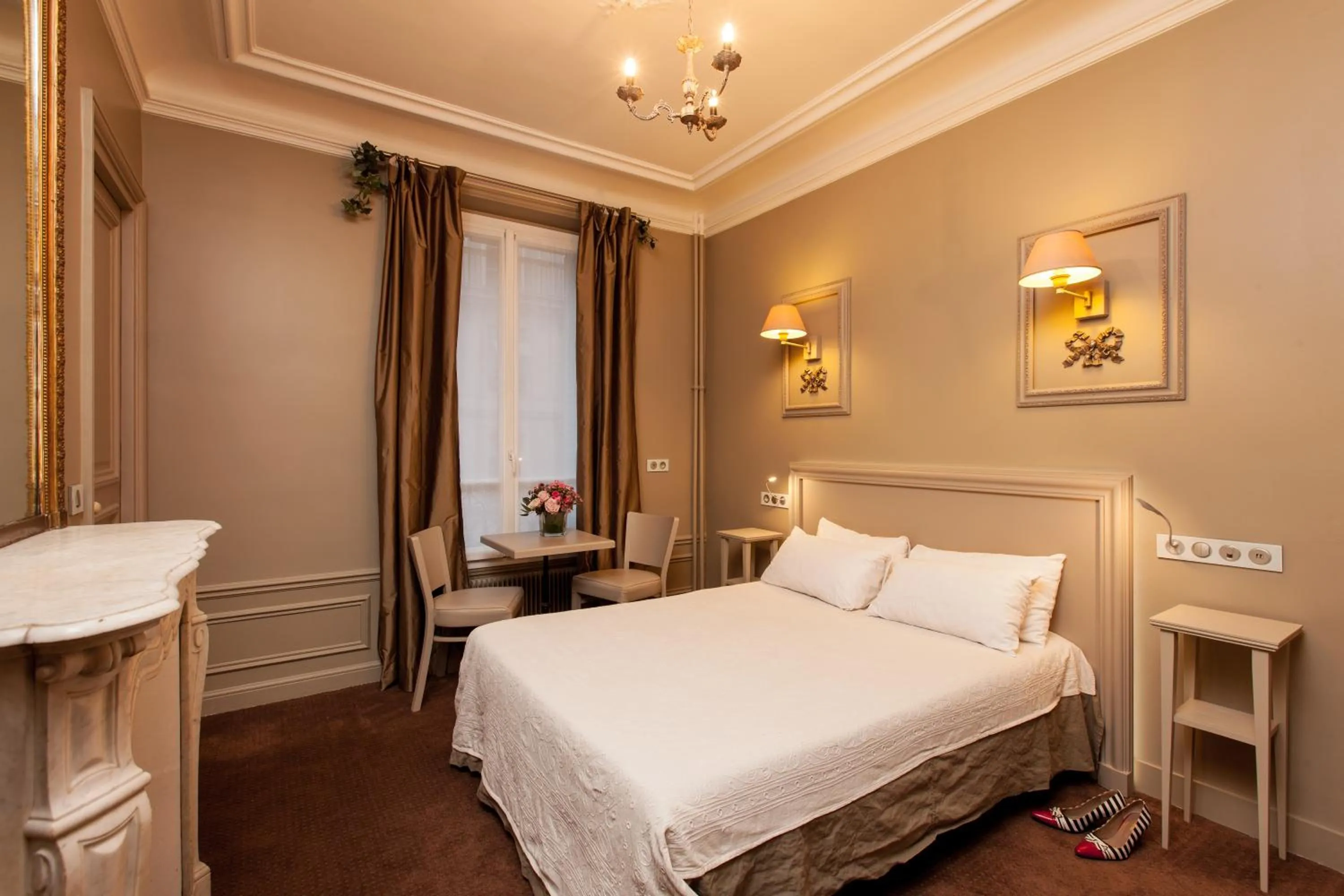 Bed in Hotel Bonaparte