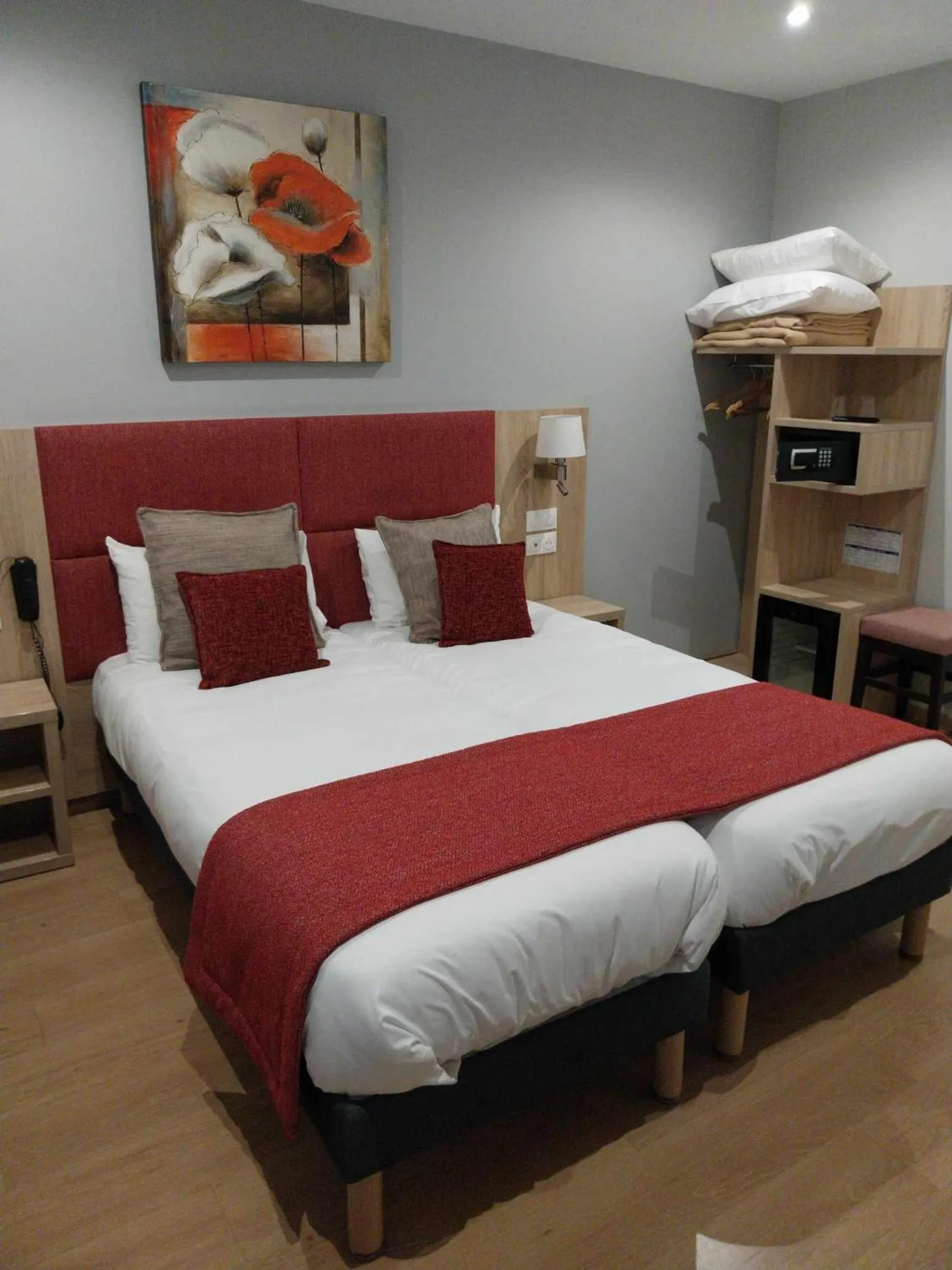 Double or Twin Room - Disability Access in Hotel Saint Augustin