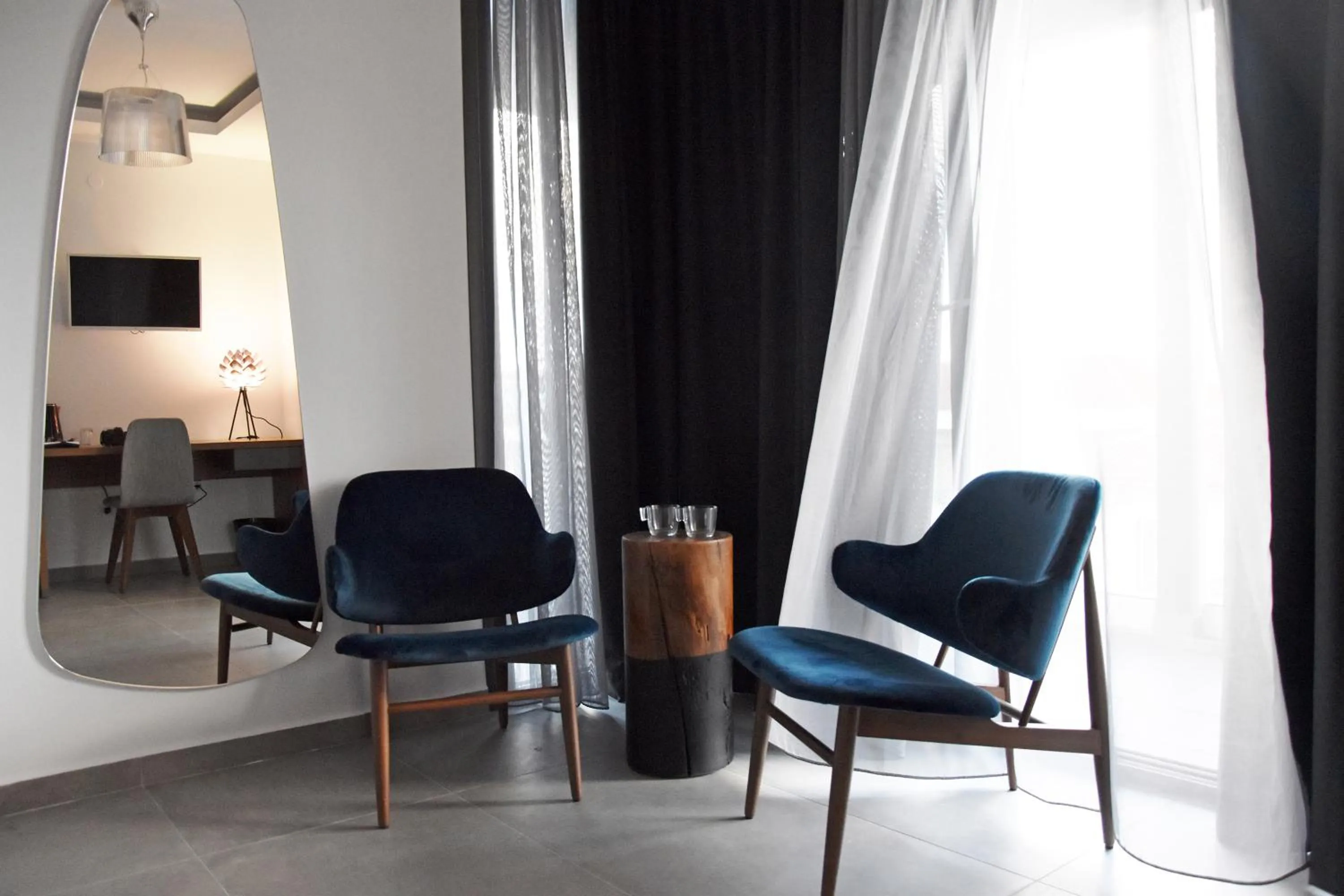 Living room in Alexander Inn