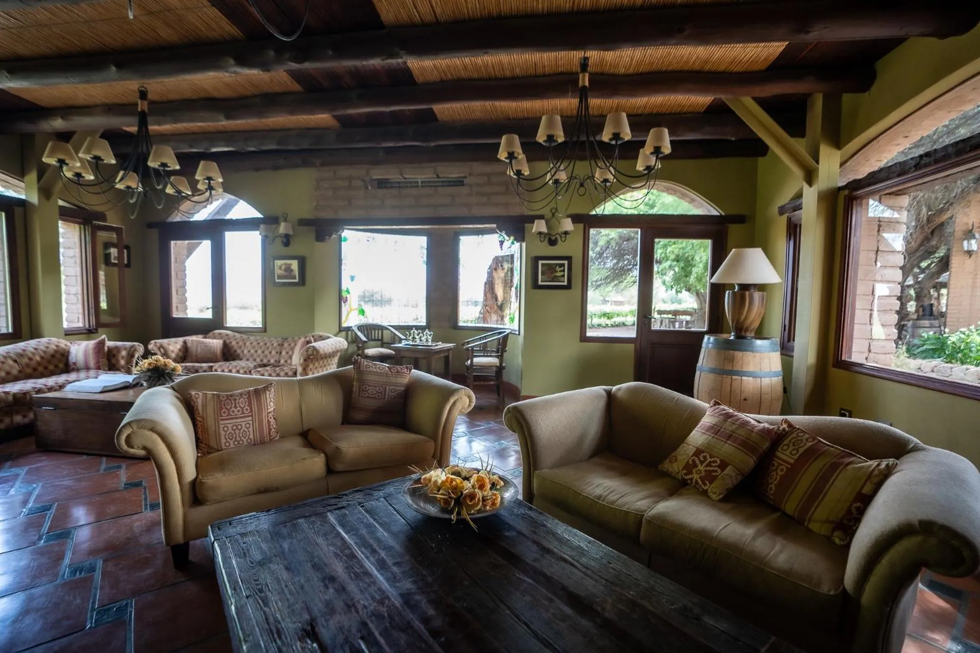 La Casa De La Bodega - Wine Boutique Hotel