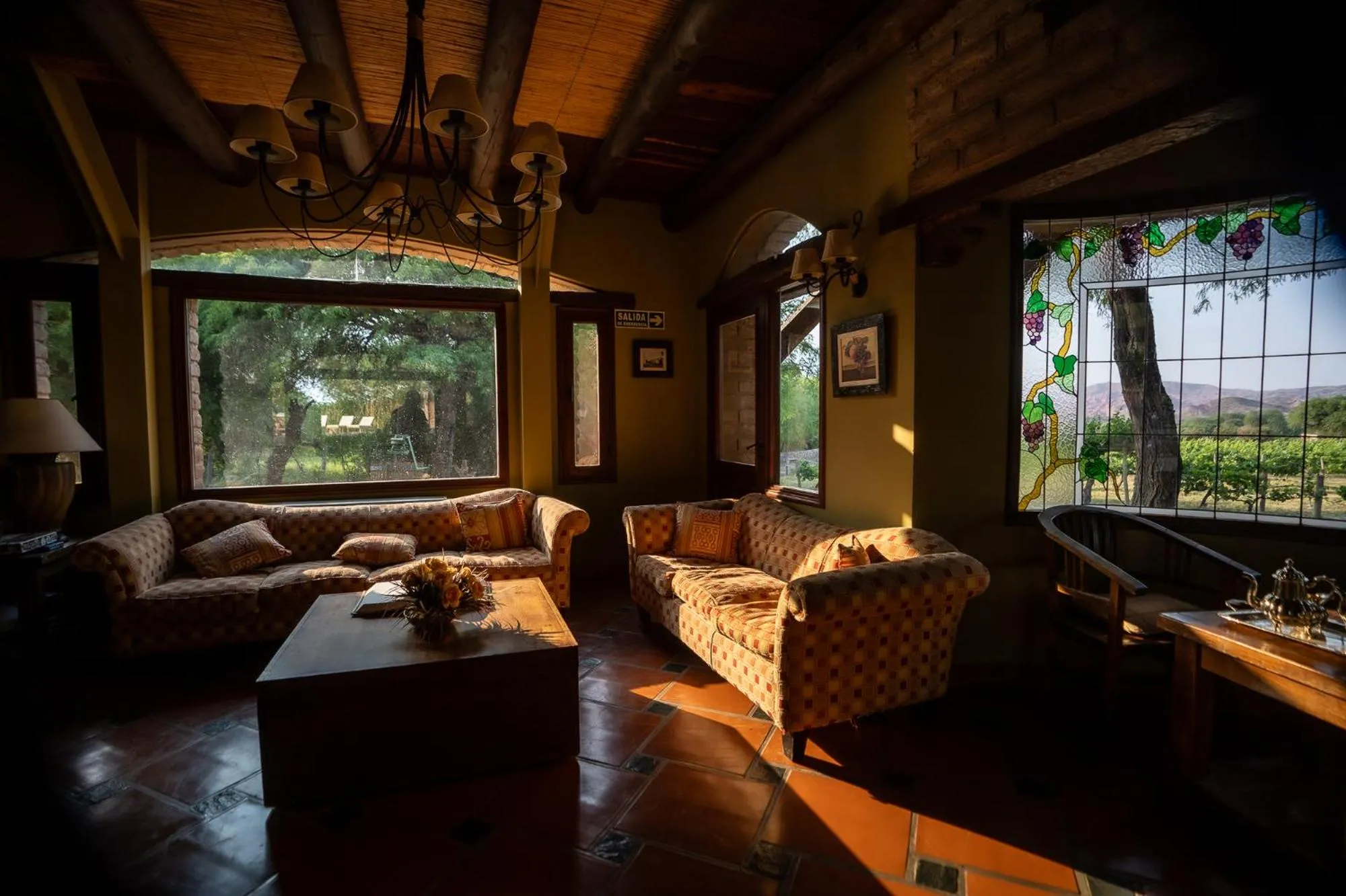 La Casa De La Bodega - Wine Boutique Hotel