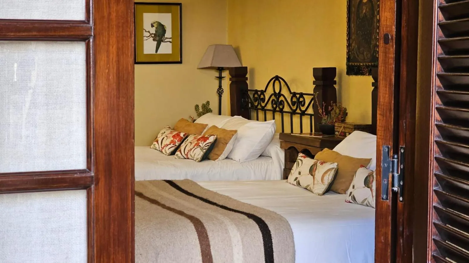 Double Room with Two Double Beds in Villa Vicuña Cafayate Boutique Hotel