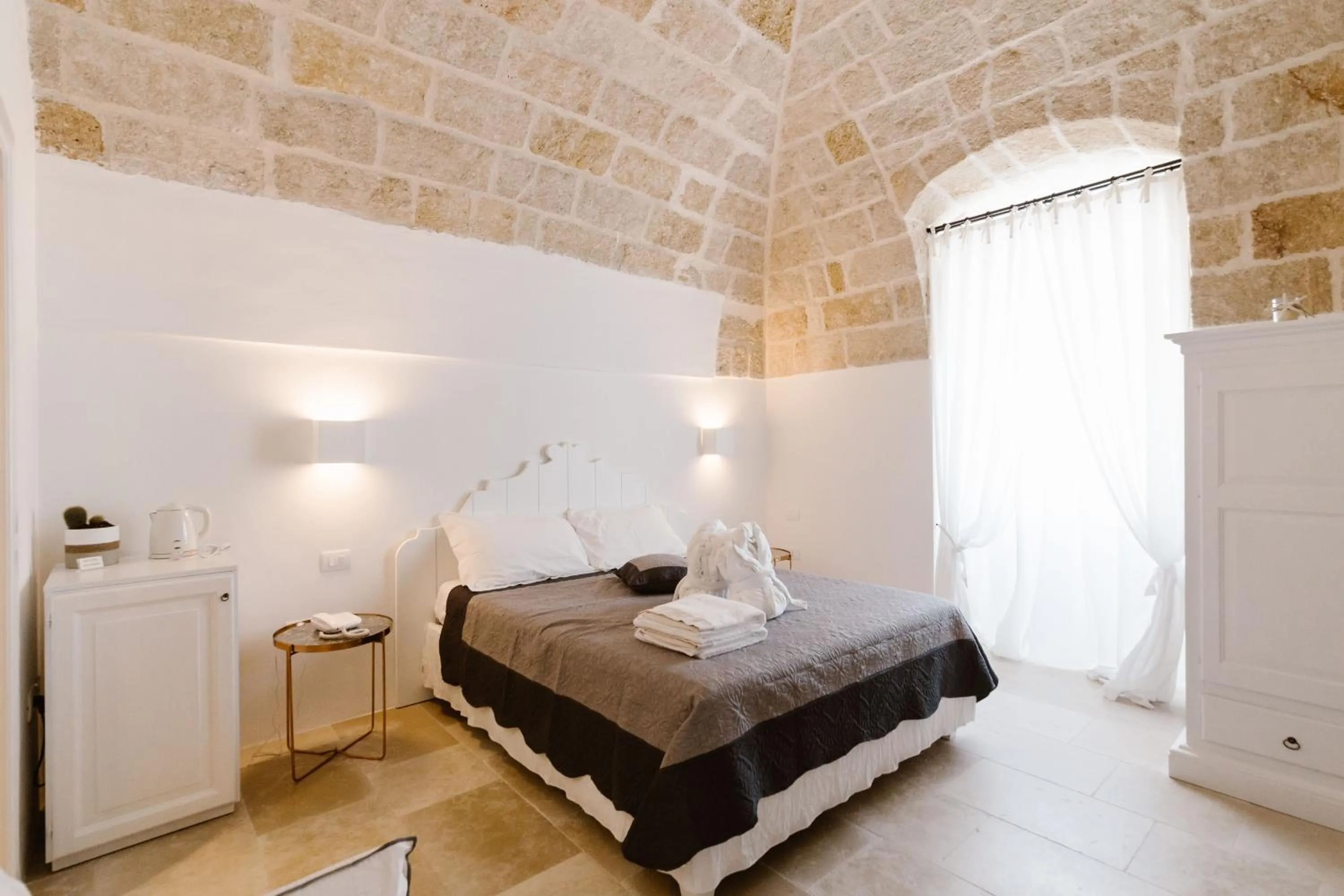 Photo of the whole room, Bed in Giovì Relais