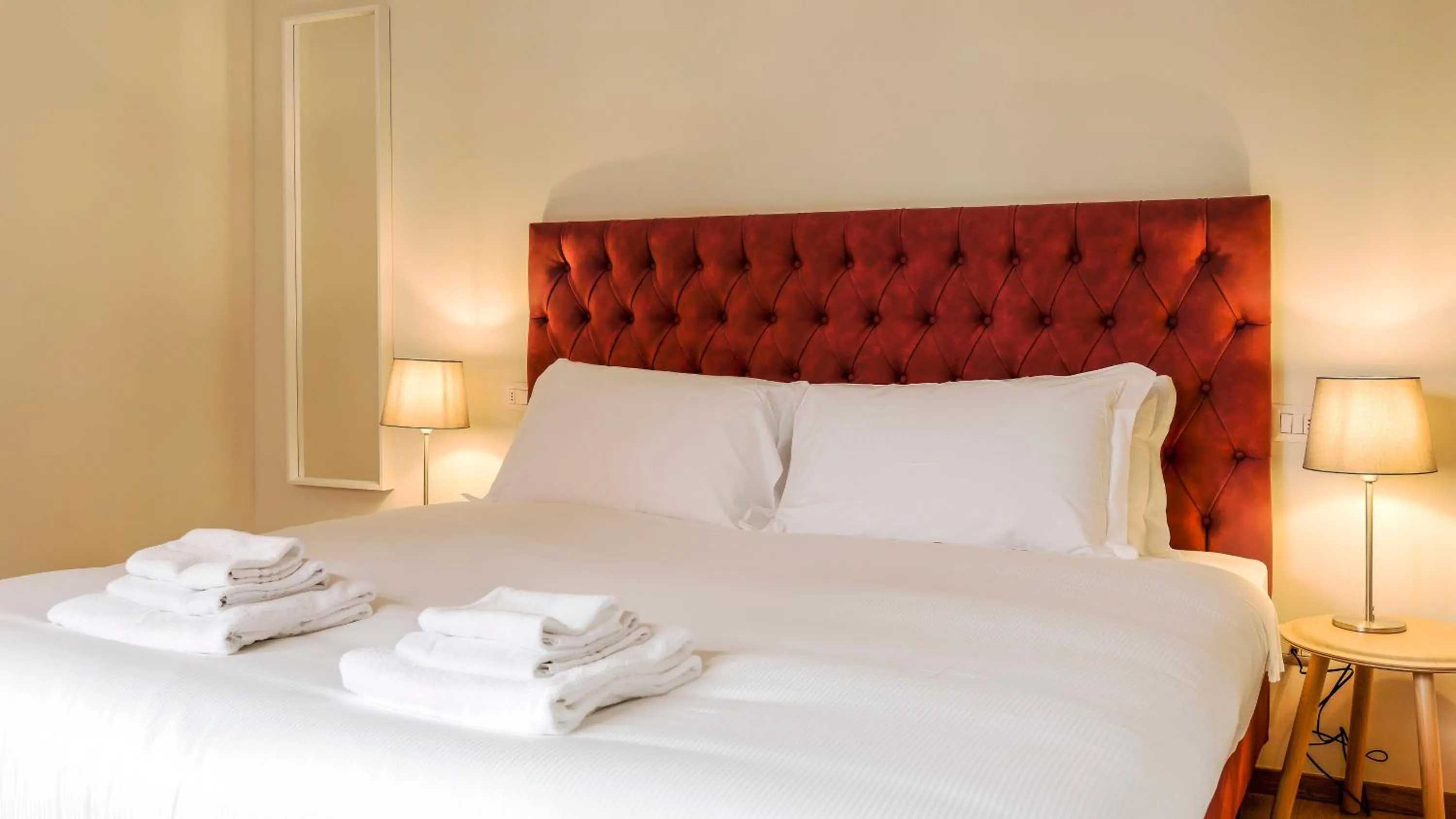 Bed in Italianway-Bergonzoli Place