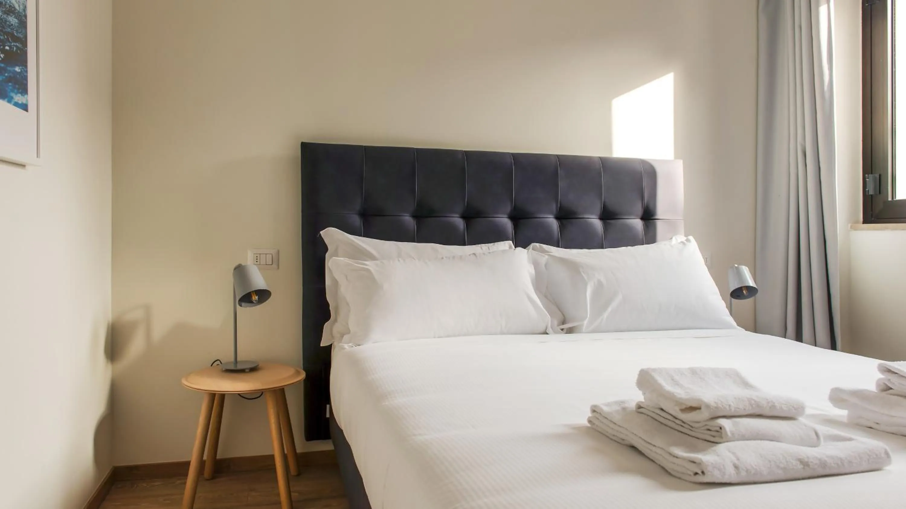 Bed in Italianway-Bergonzoli Place