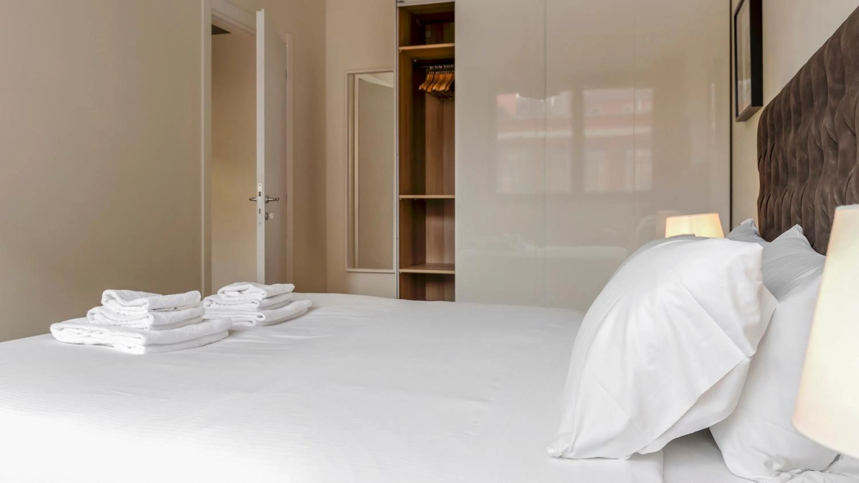 Bed in Italianway-Bergonzoli Place