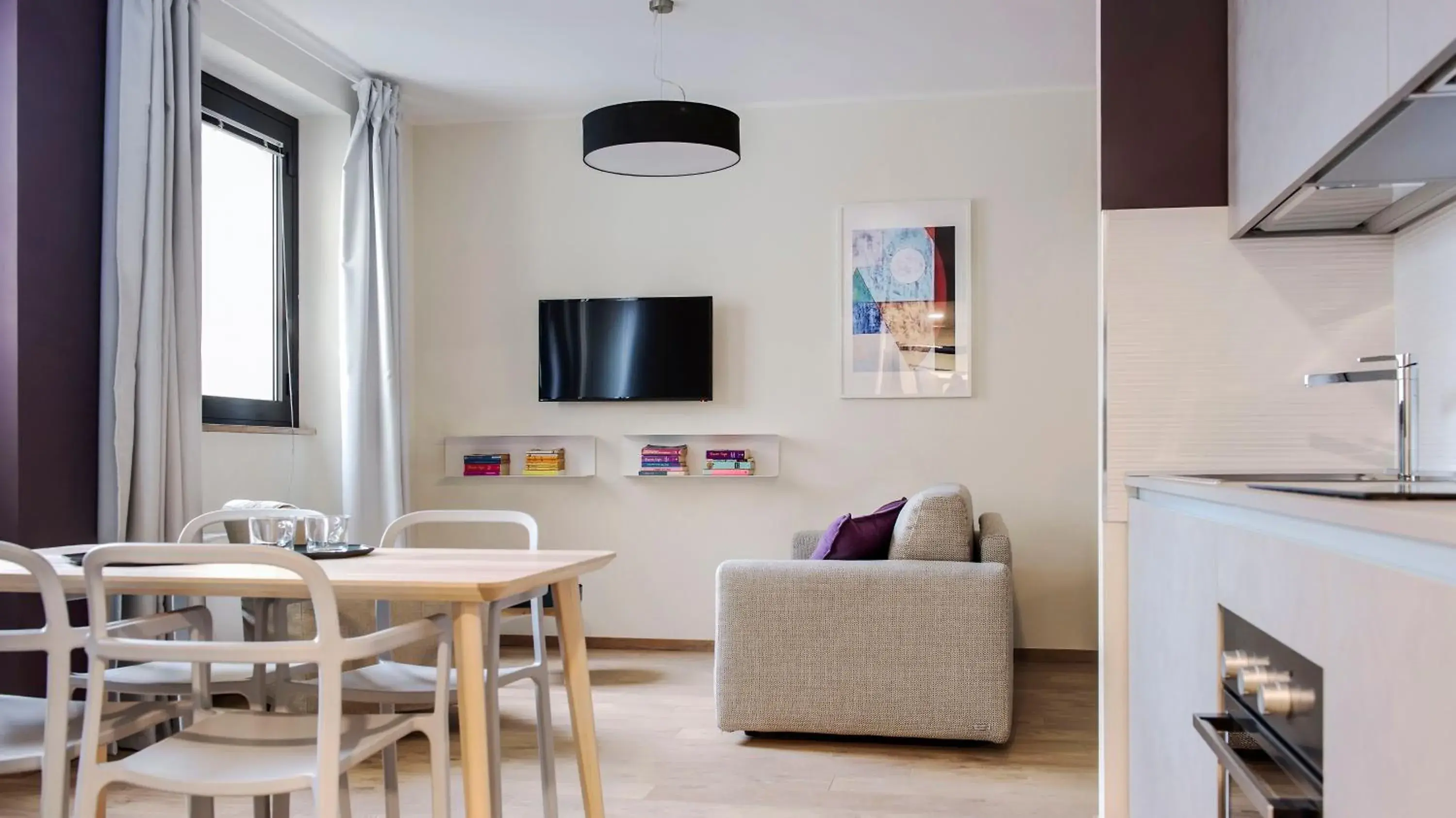 Studio - Third Floor in Italianway-Bergonzoli Place Studio - Third Floor in Italianway-Bergonzoli Place