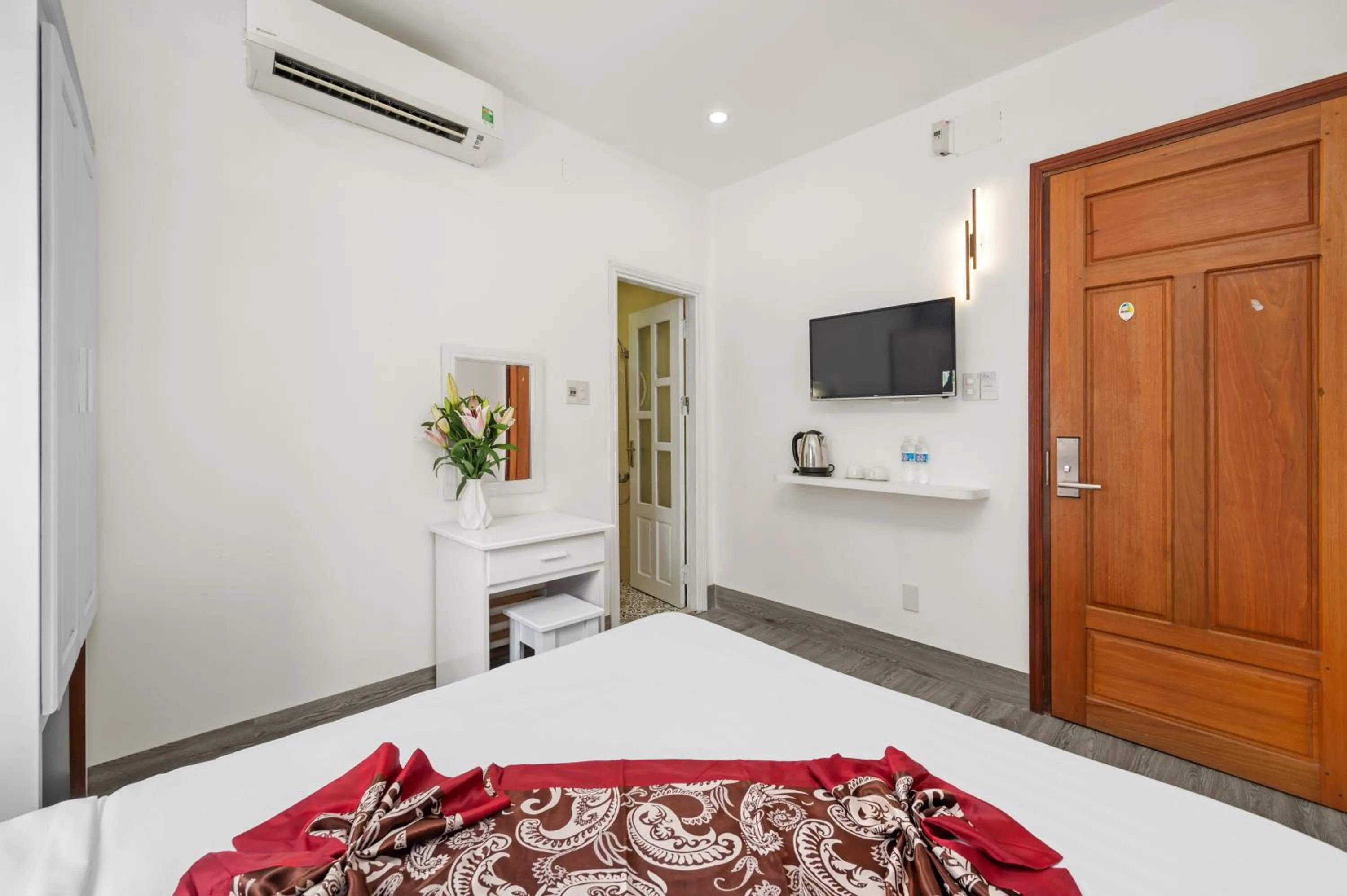 Photo of the whole room, Bed in Bao Chau Hotel