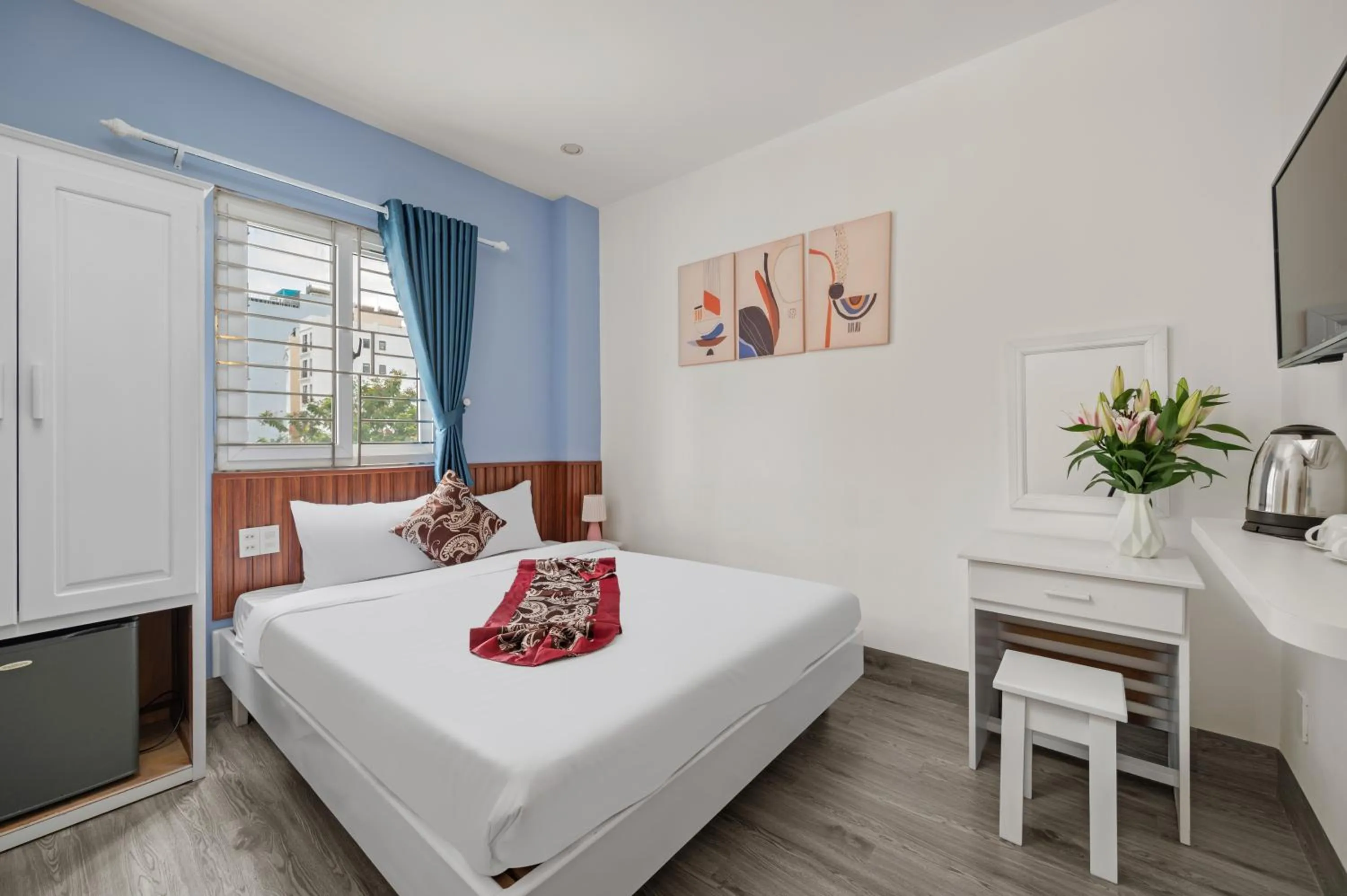 Photo of the whole room, Bed in Bao Chau Hotel