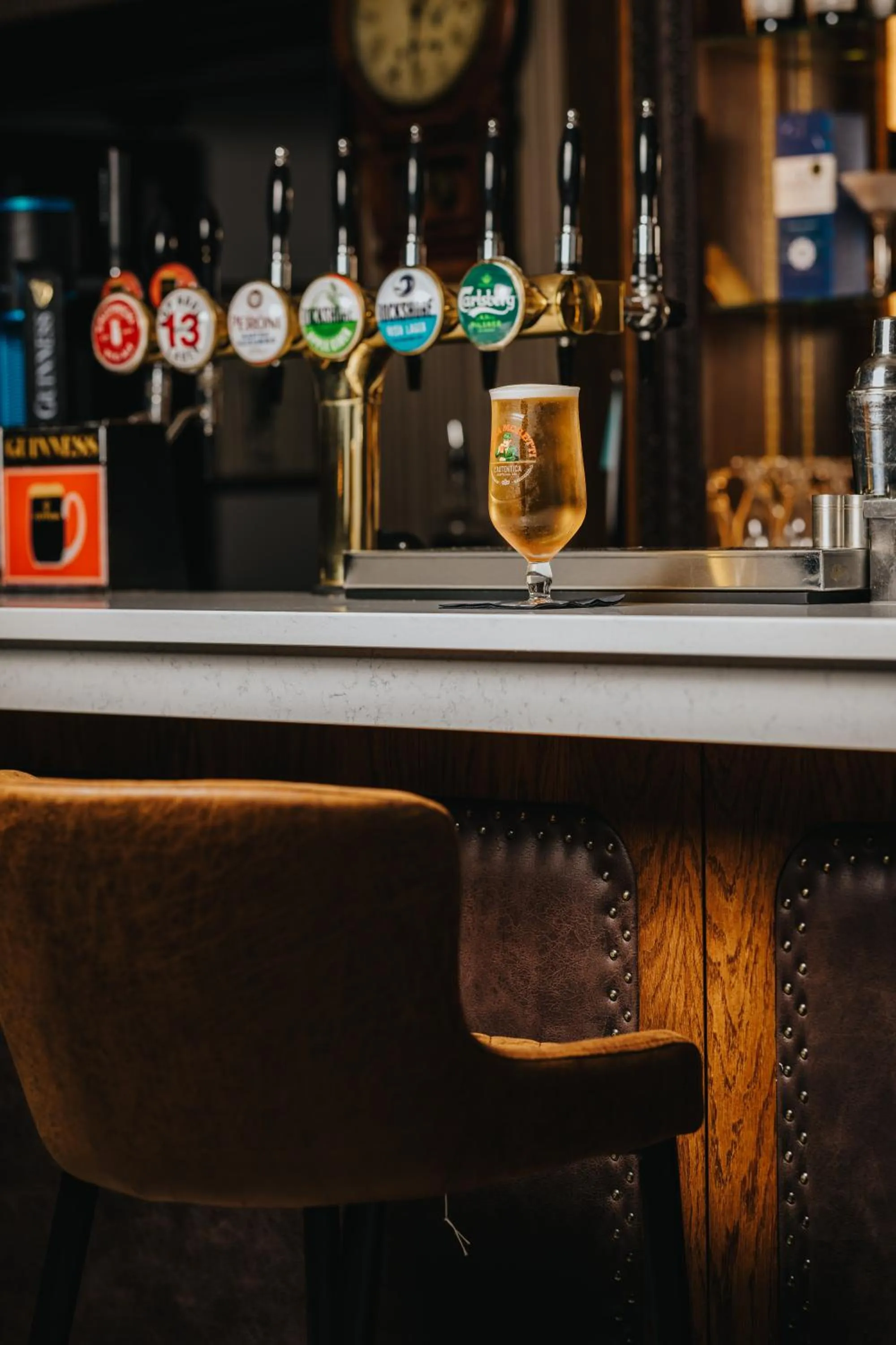 Lounge or bar in Bay View Hotel