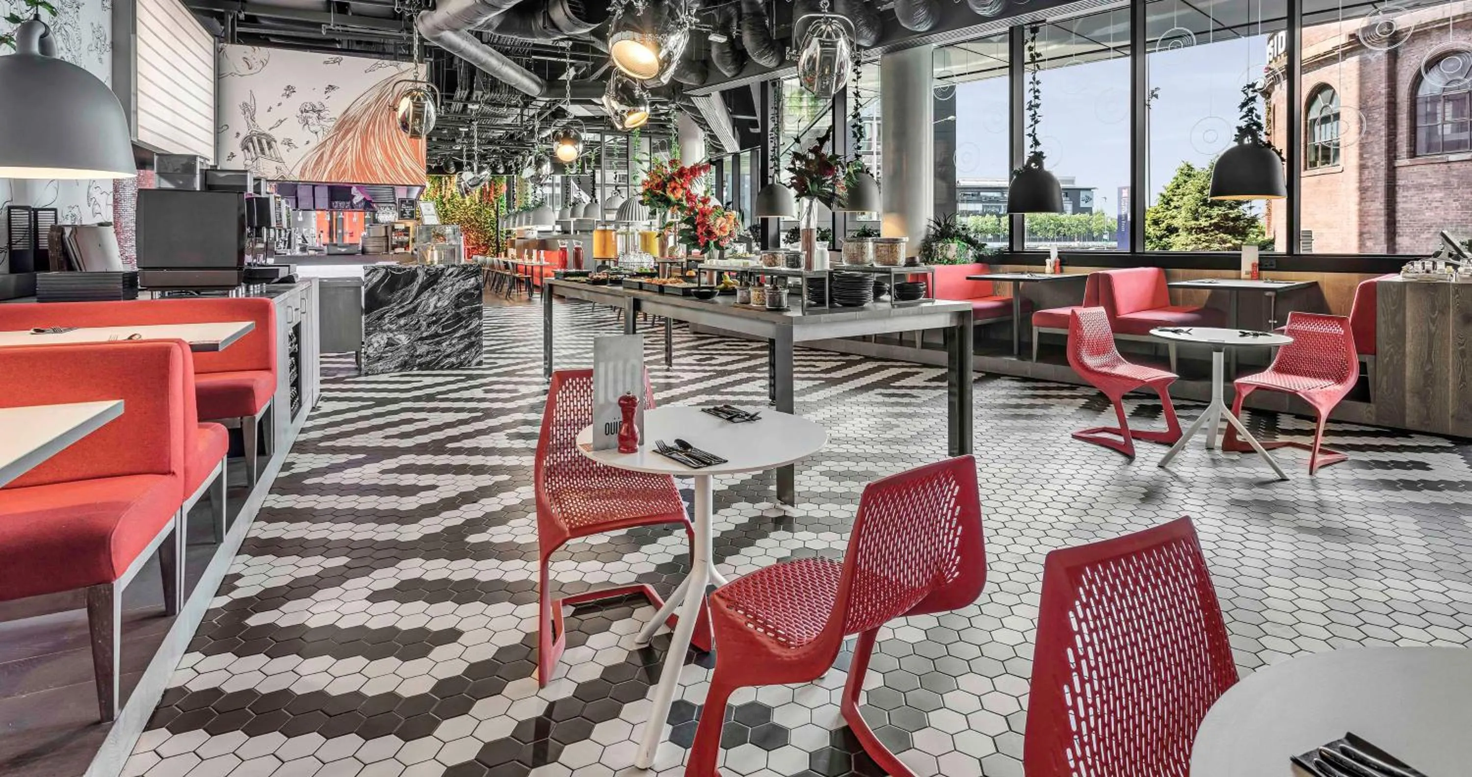 Breakfast in Radisson RED Hotel, Glasgow