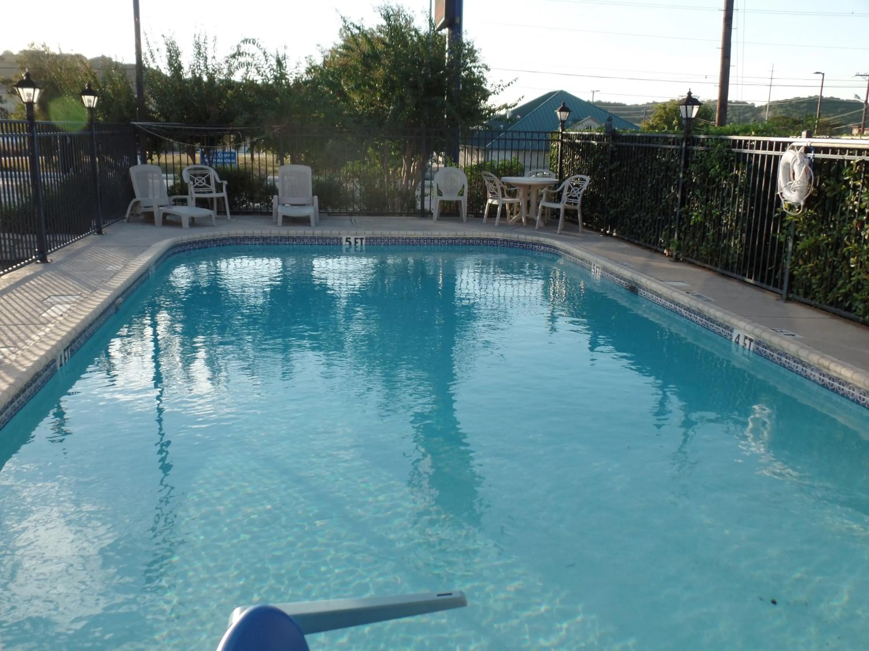 Swimming pool in Lone Star Inn Kerrville/Fredericksburg
