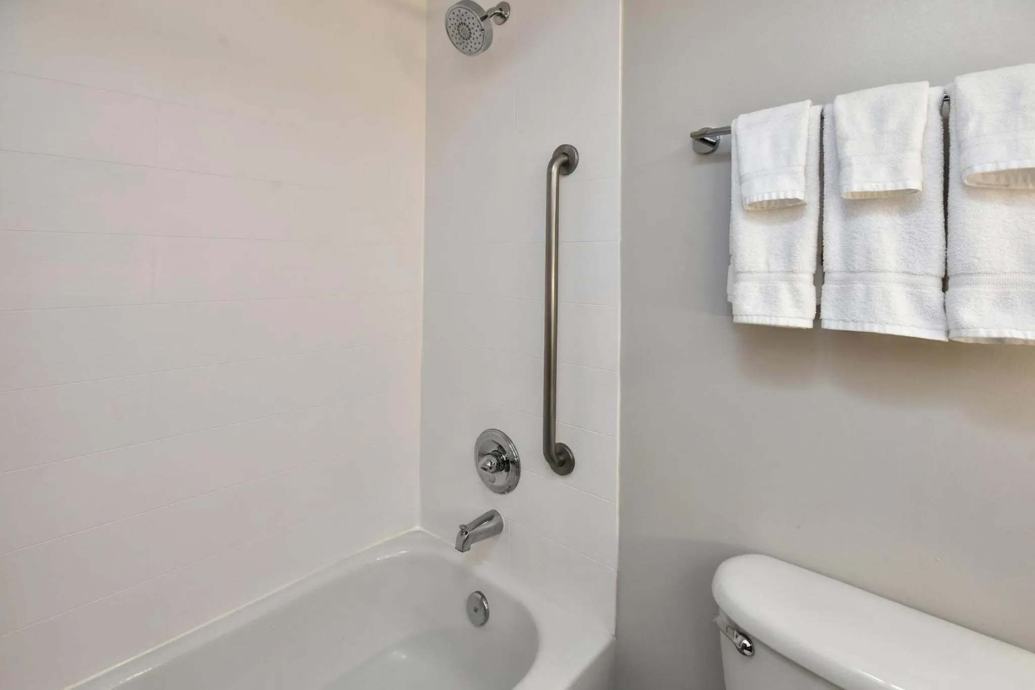 Photo of the whole room in Holiday Inn Express Richmond I-64 Short Pump Area by IHG