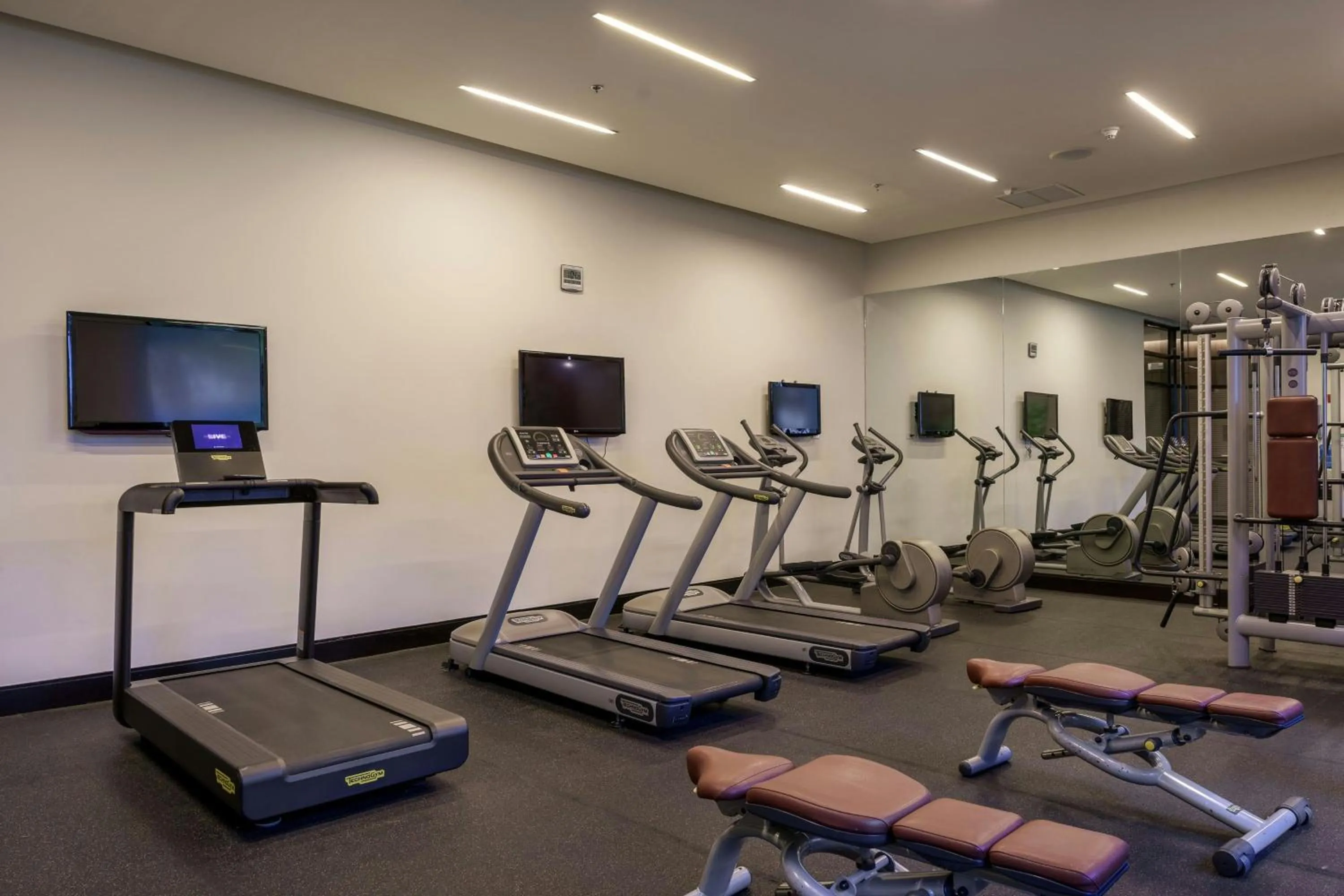 Fitness centre/facilities in Courtyard by Marriott Panama Metromall