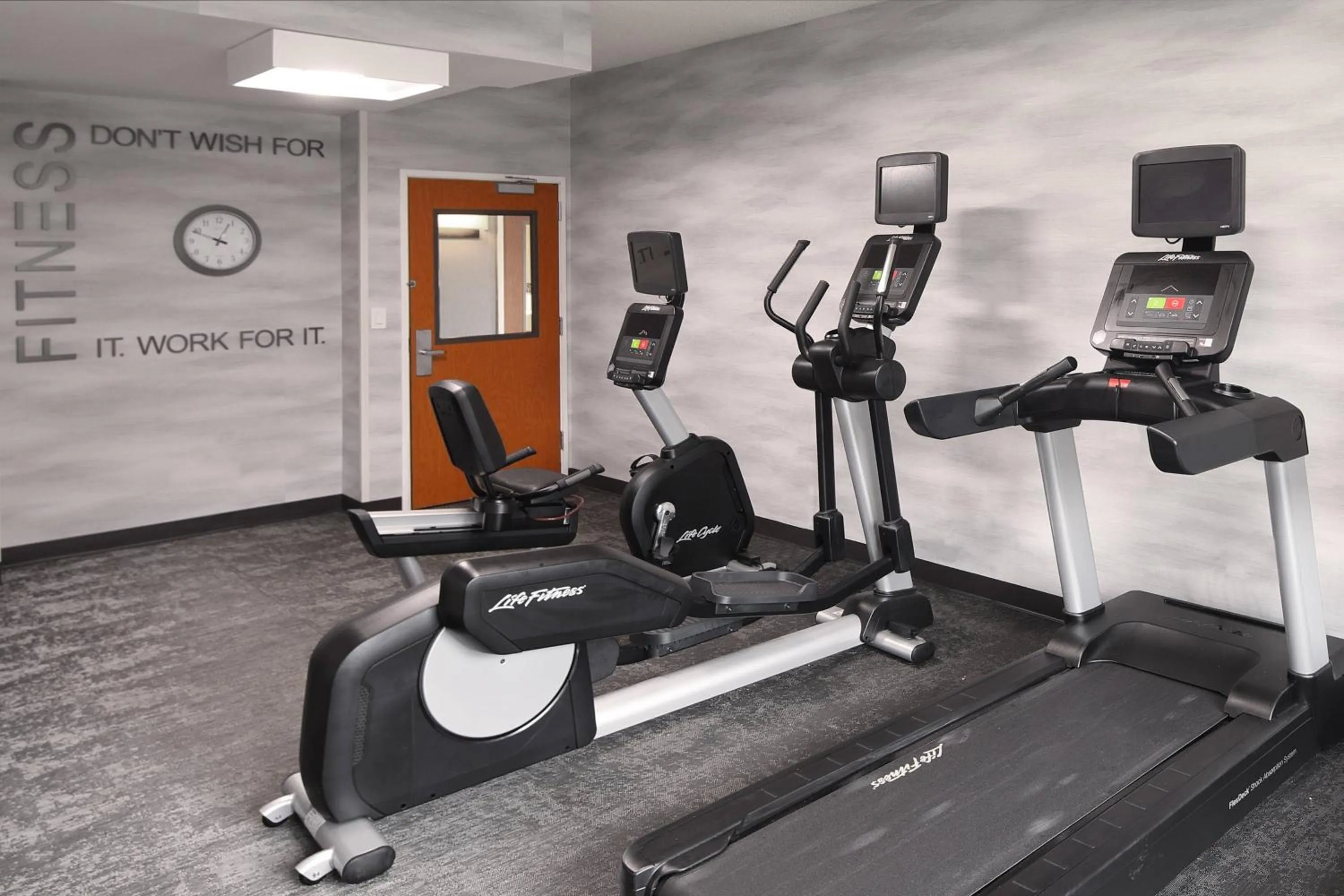 Fitness centre/facilities in Fairfield Inn & Suites by Marriott Millville Vineland
